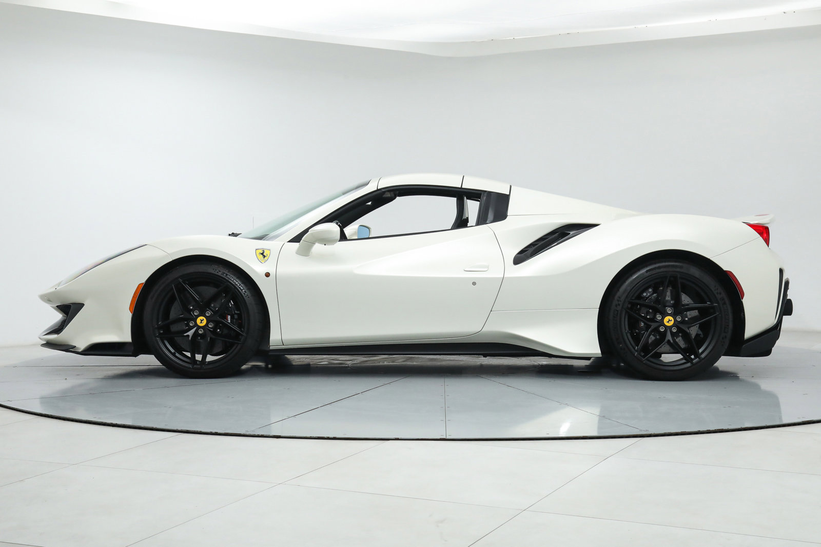 2020 FERRARI 488 PISTA SPIDER, 10/19
