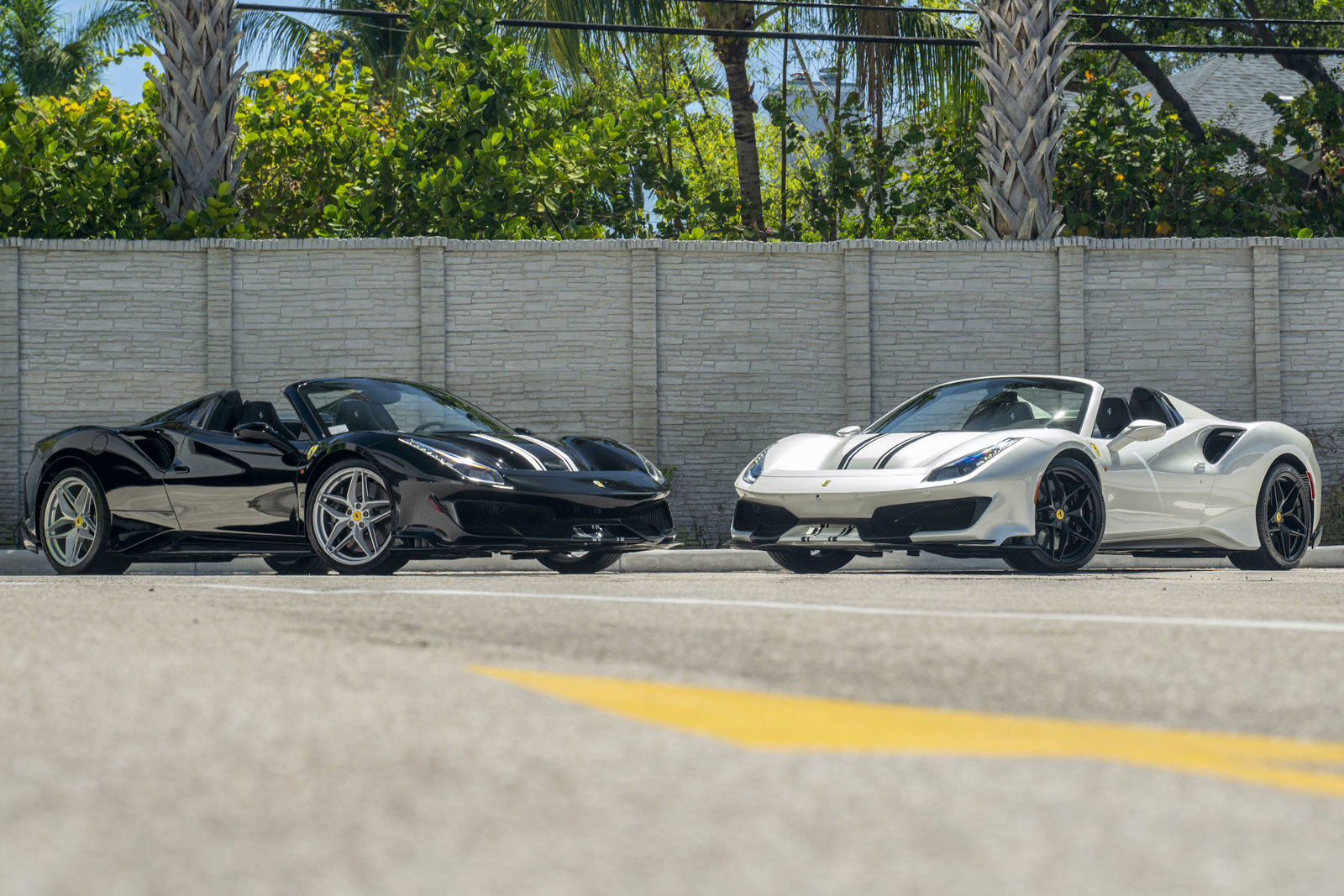 2020 FERRARI 488 PISTA SPIDER, 16/19