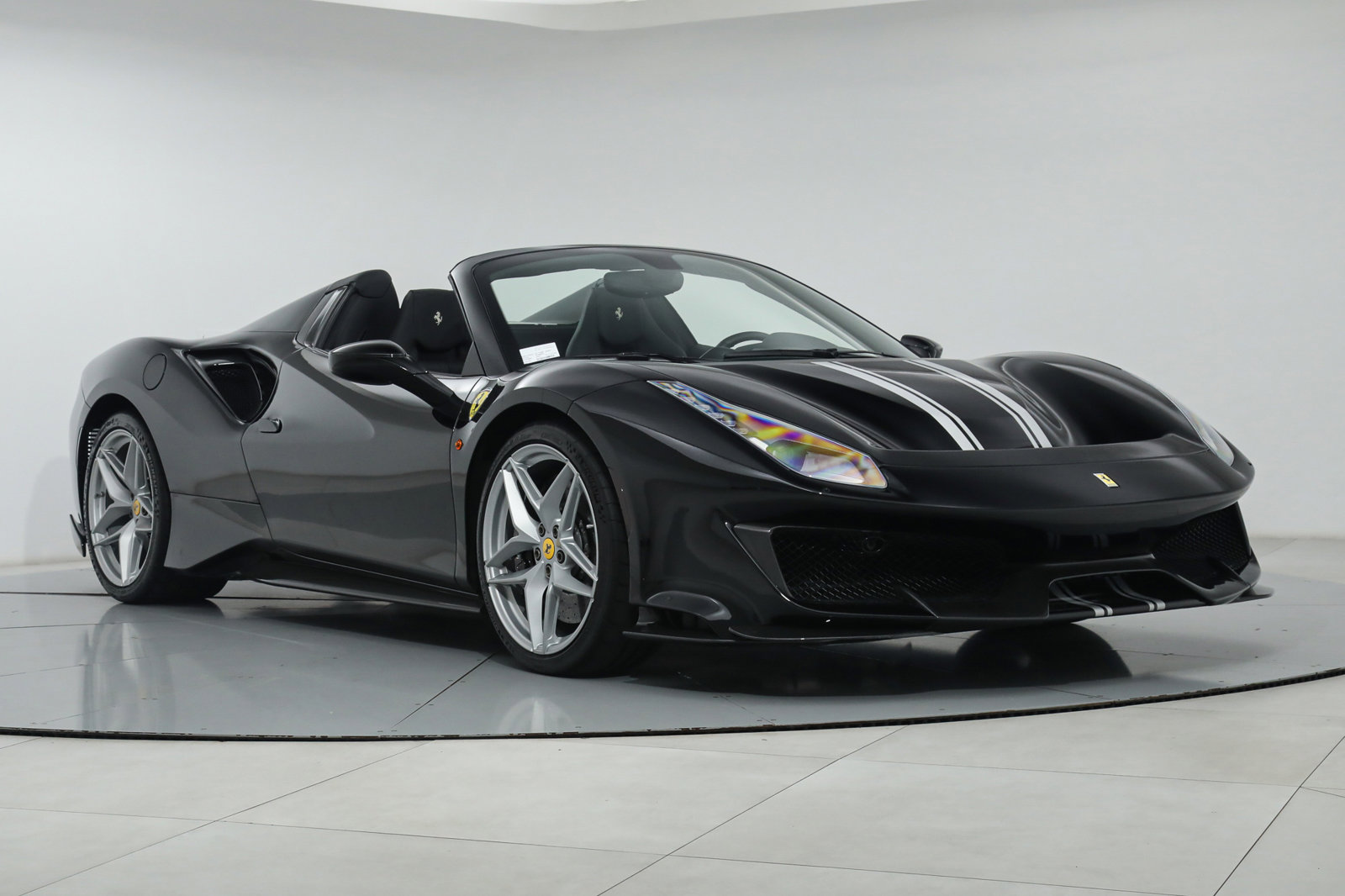 2020 Ferrari 488 Pista Spider, 11/26