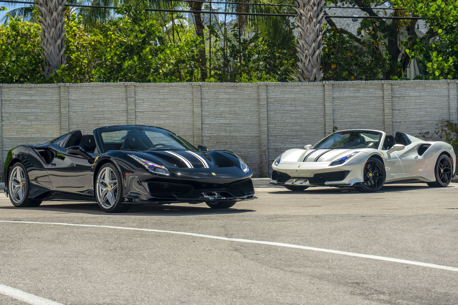 2020 Ferrari 488 Pista Spider, 17/26