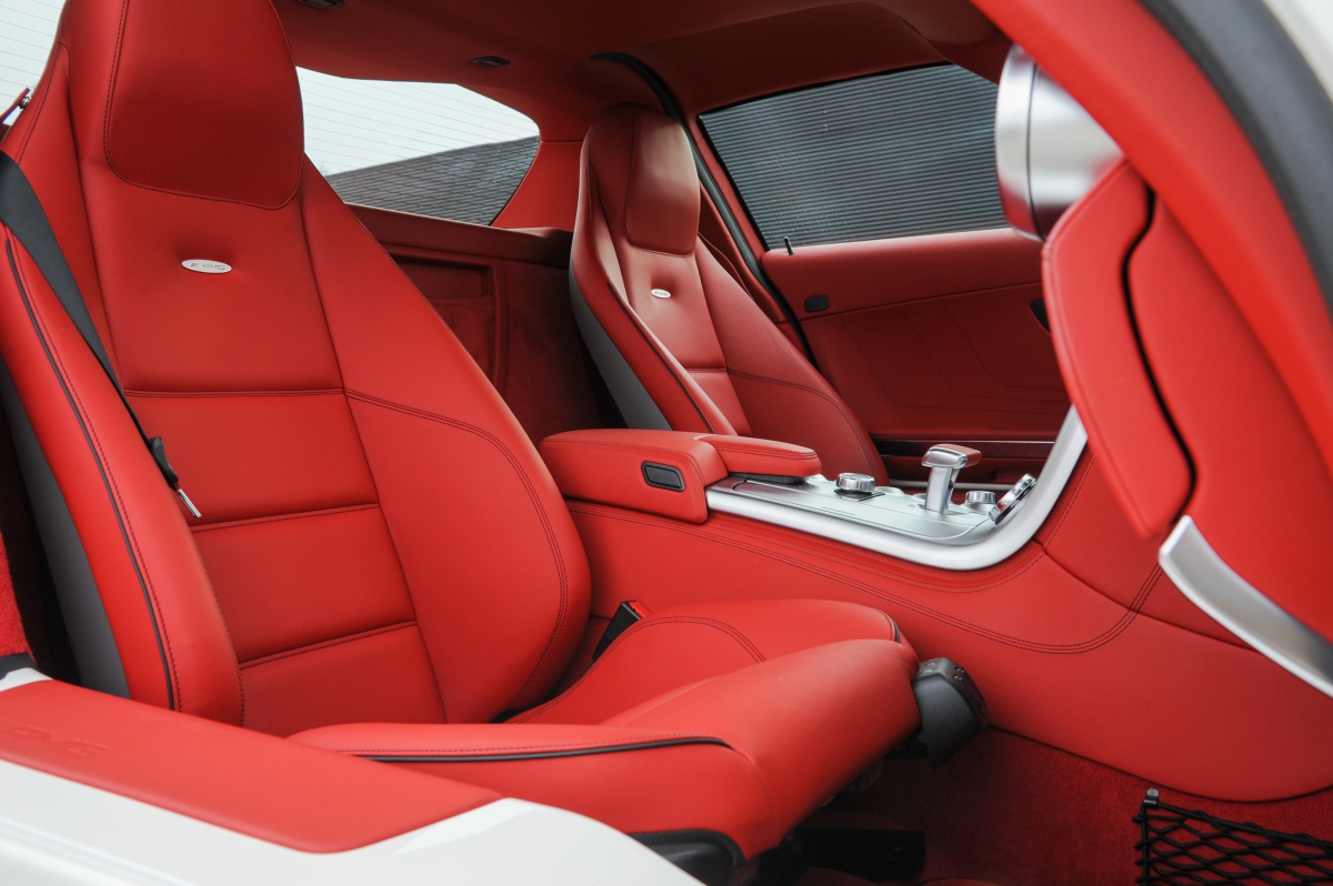 2010 MERCEDES-BENZ SLS, 10/13