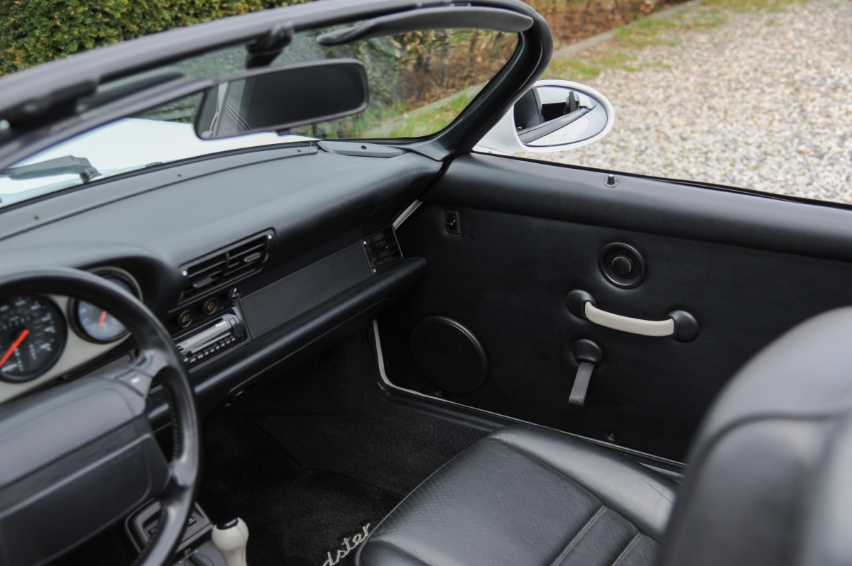 1993 Porsche 964 Speedster, 4/16