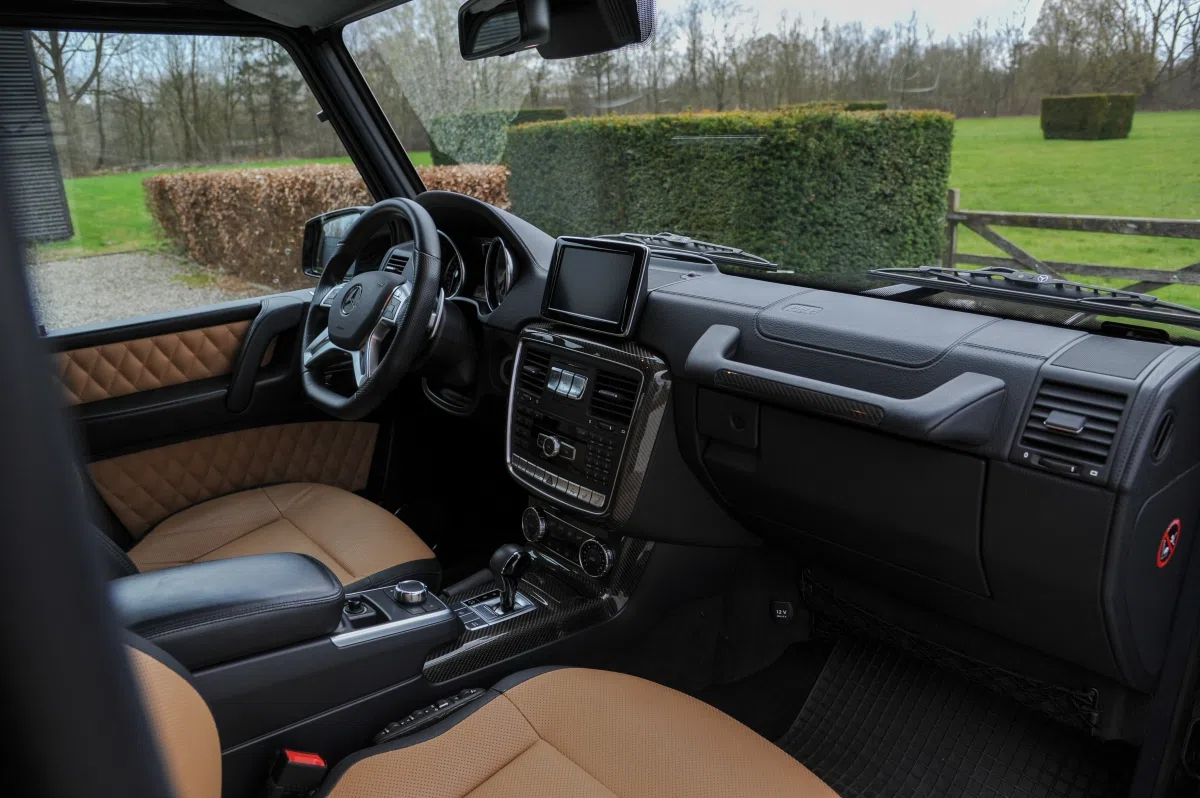 2014 Mercedes-Benz G 500 Convertible ''Final Edition 200'' interior