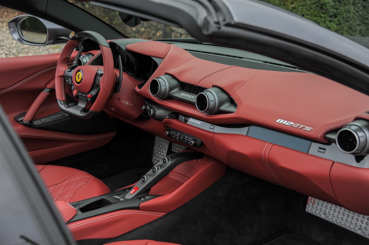 2021 FERRARI 812 GTS, 2/11