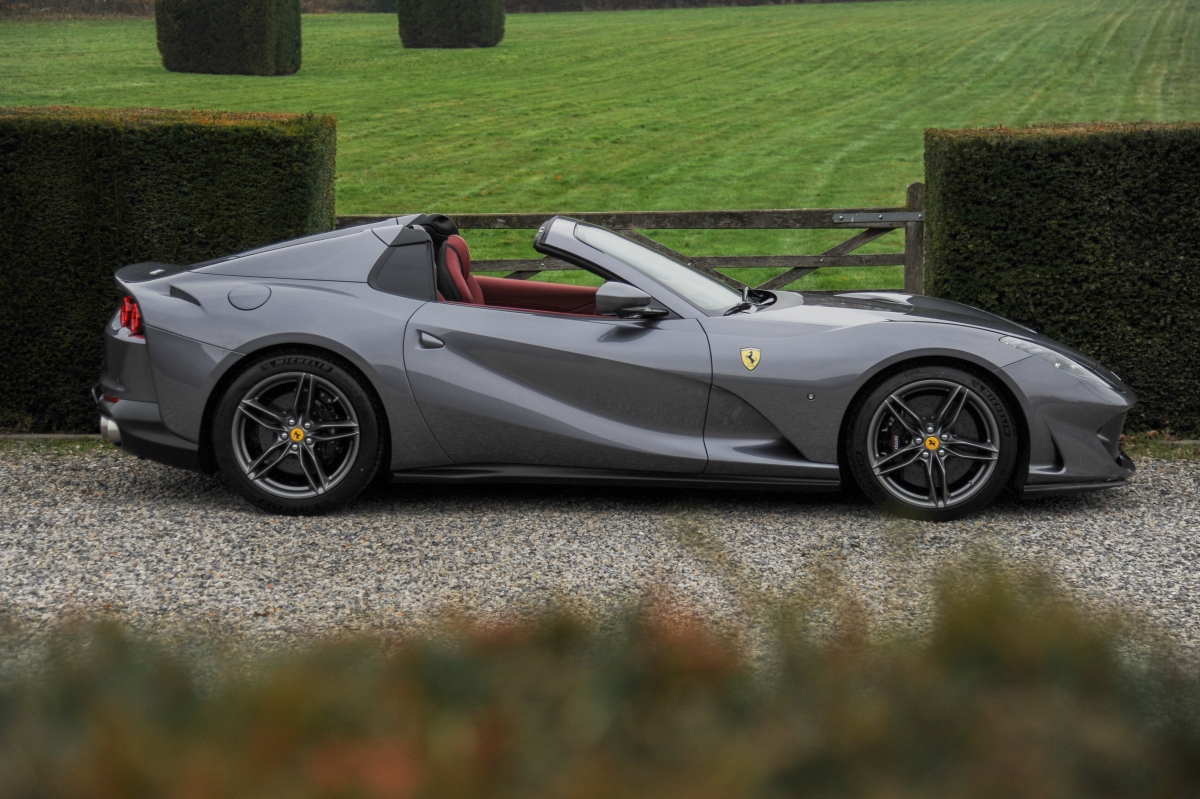 2021 FERRARI 812 GTS, 3/11