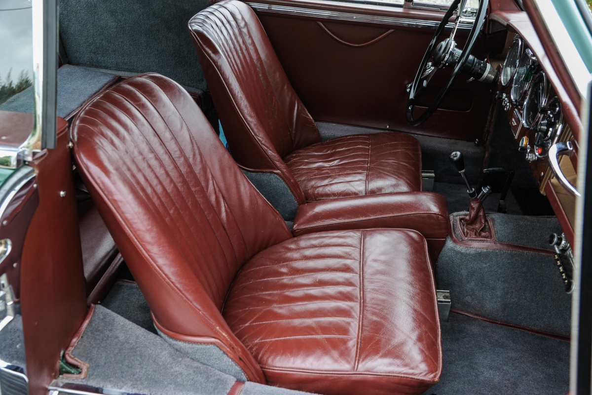 1956 ASTON MARTIN DB 2/4 MK2, 12/18