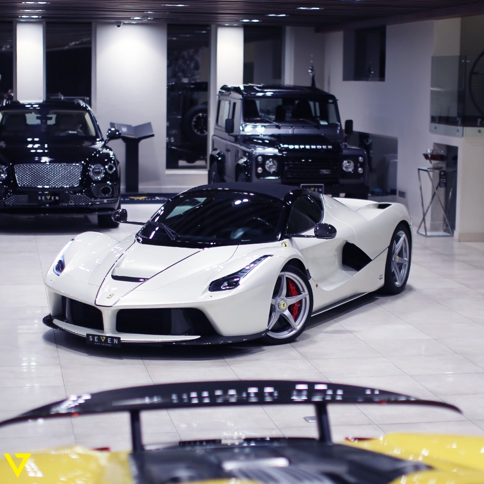 2017 Ferrari LaFerrari Aperta, 3/9