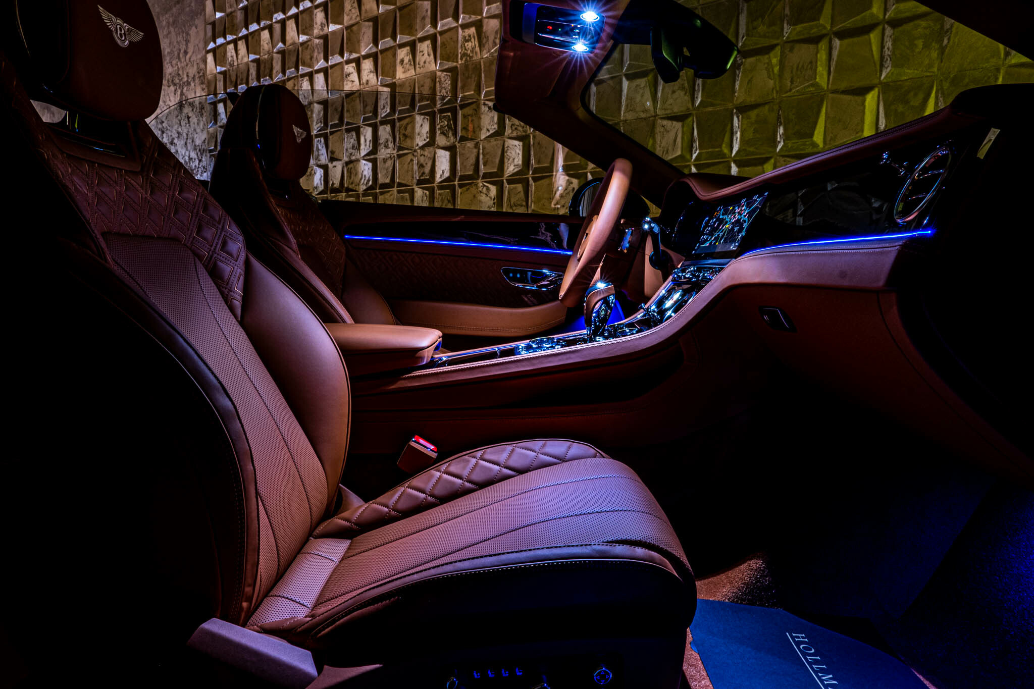 2023 Bentley Continental GTC V8, 8/20
