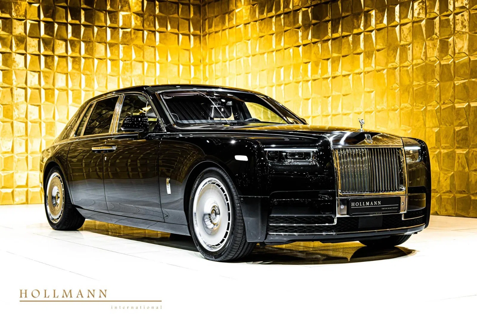 2023 Rolls-Royce Phantom