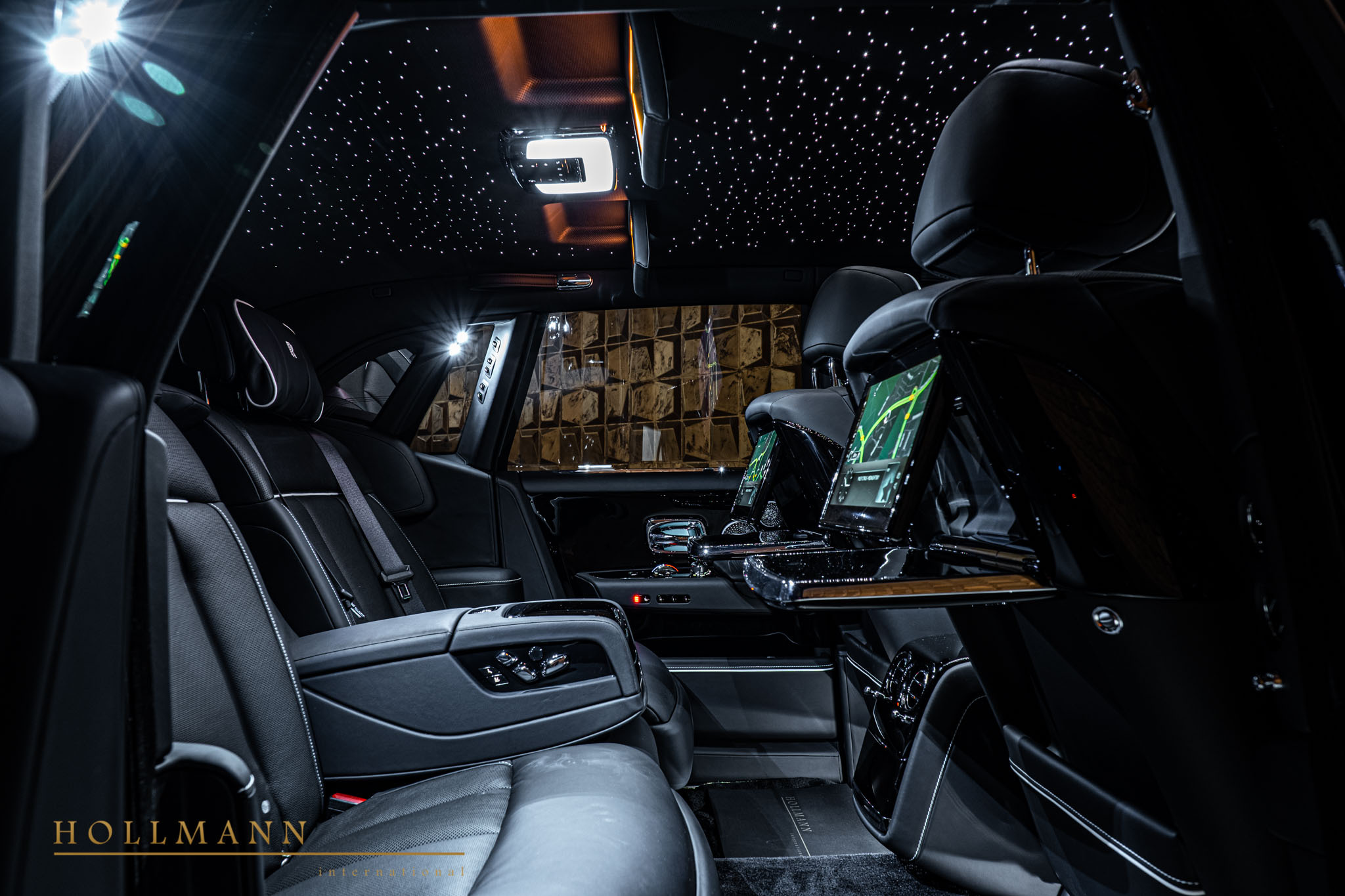 2023 Rolls-Royce Phantom, 9/16