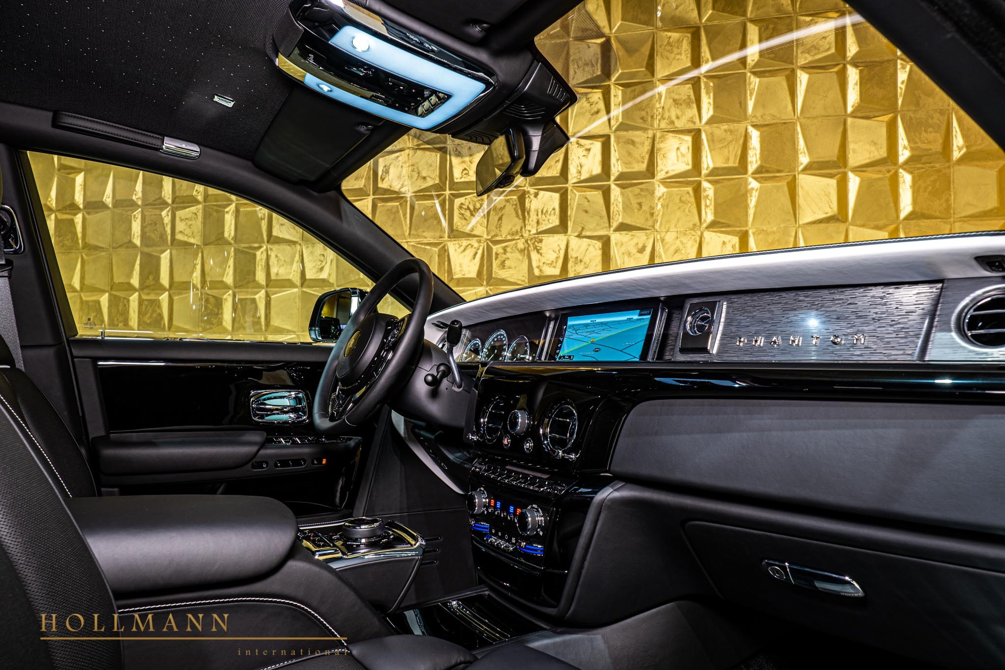 2023 Rolls-Royce Phantom, 11/16