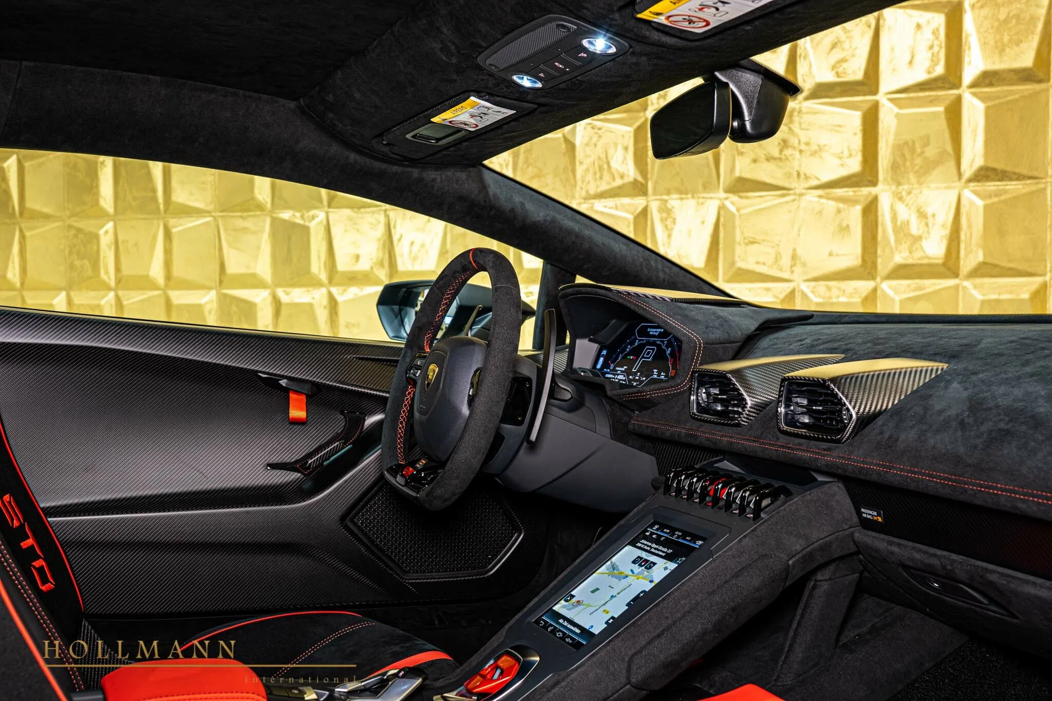 2024 Lamborghini Huracán STO interior, dashboard
