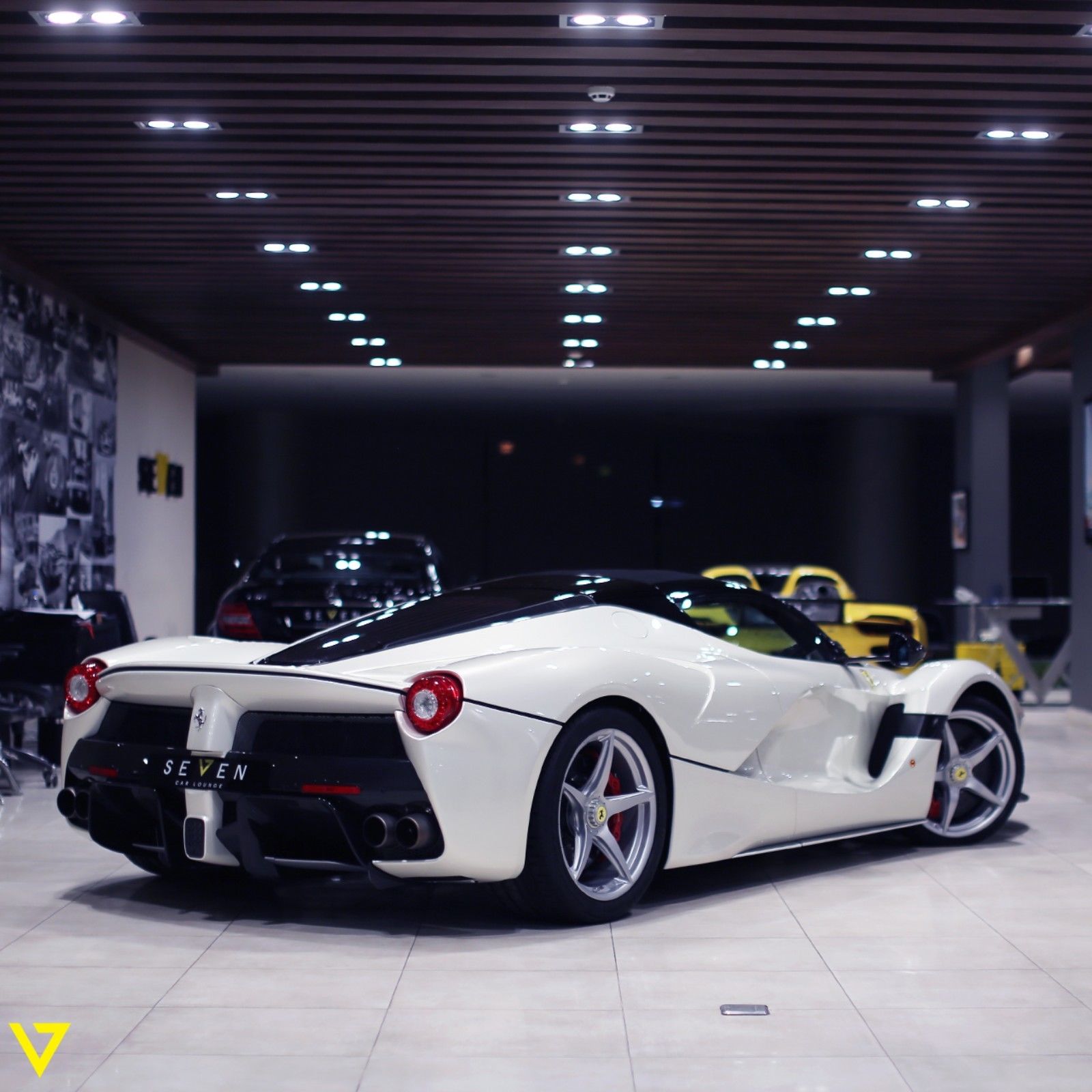 2017 Ferrari LaFerrari Aperta, 4/9