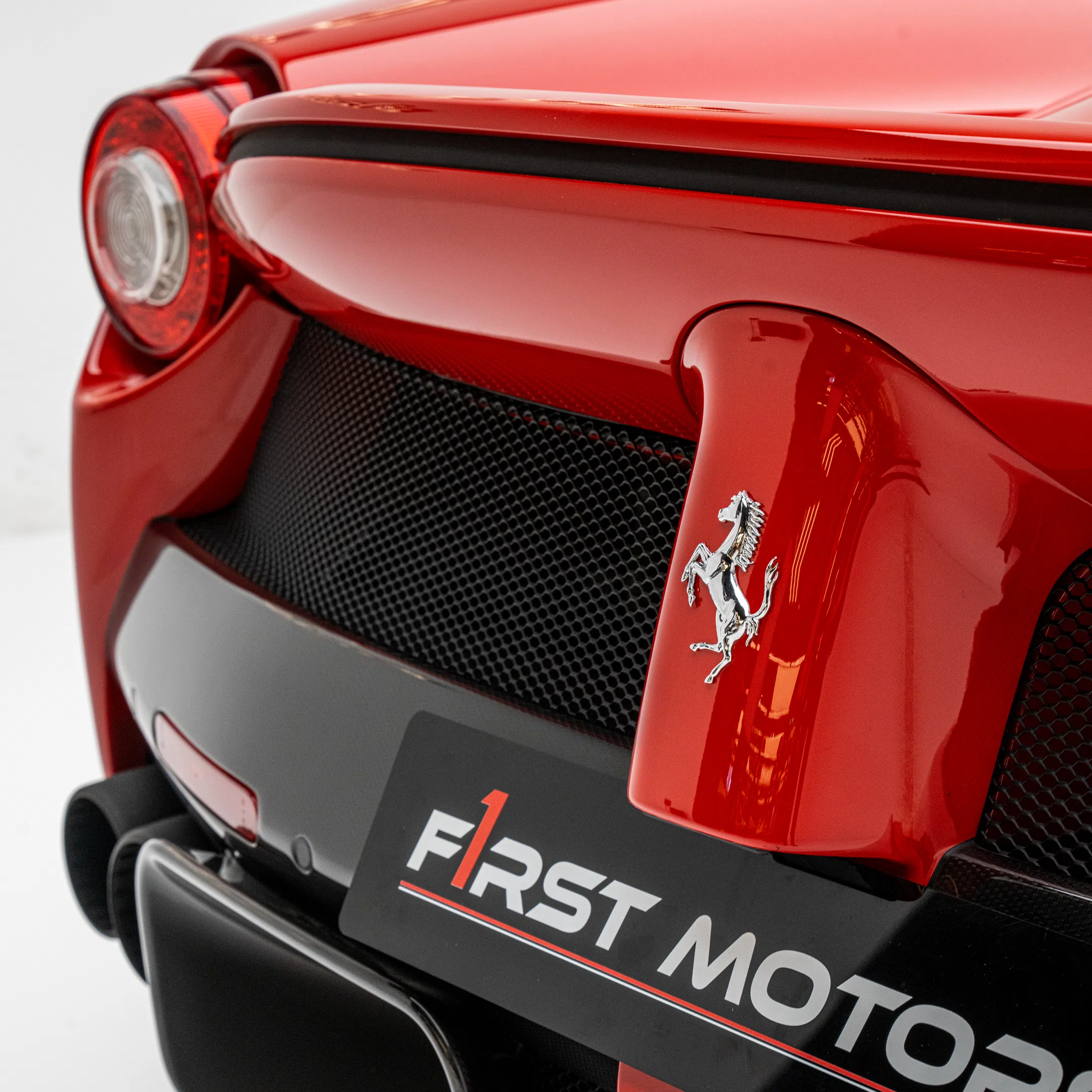 2017 FERRARI LAFERRARI APERTA, 9/22