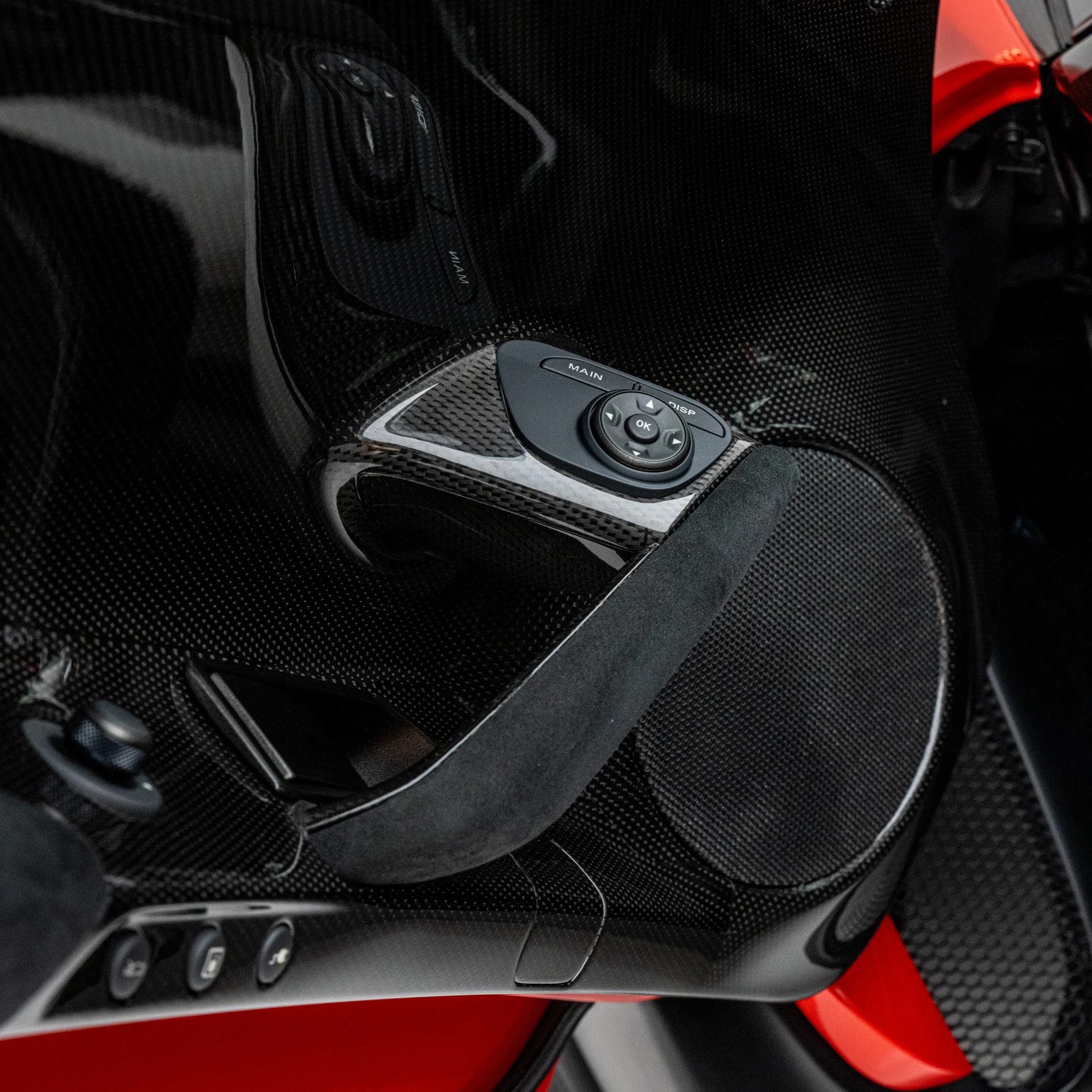 2017 FERRARI LAFERRARI APERTA, 15/22