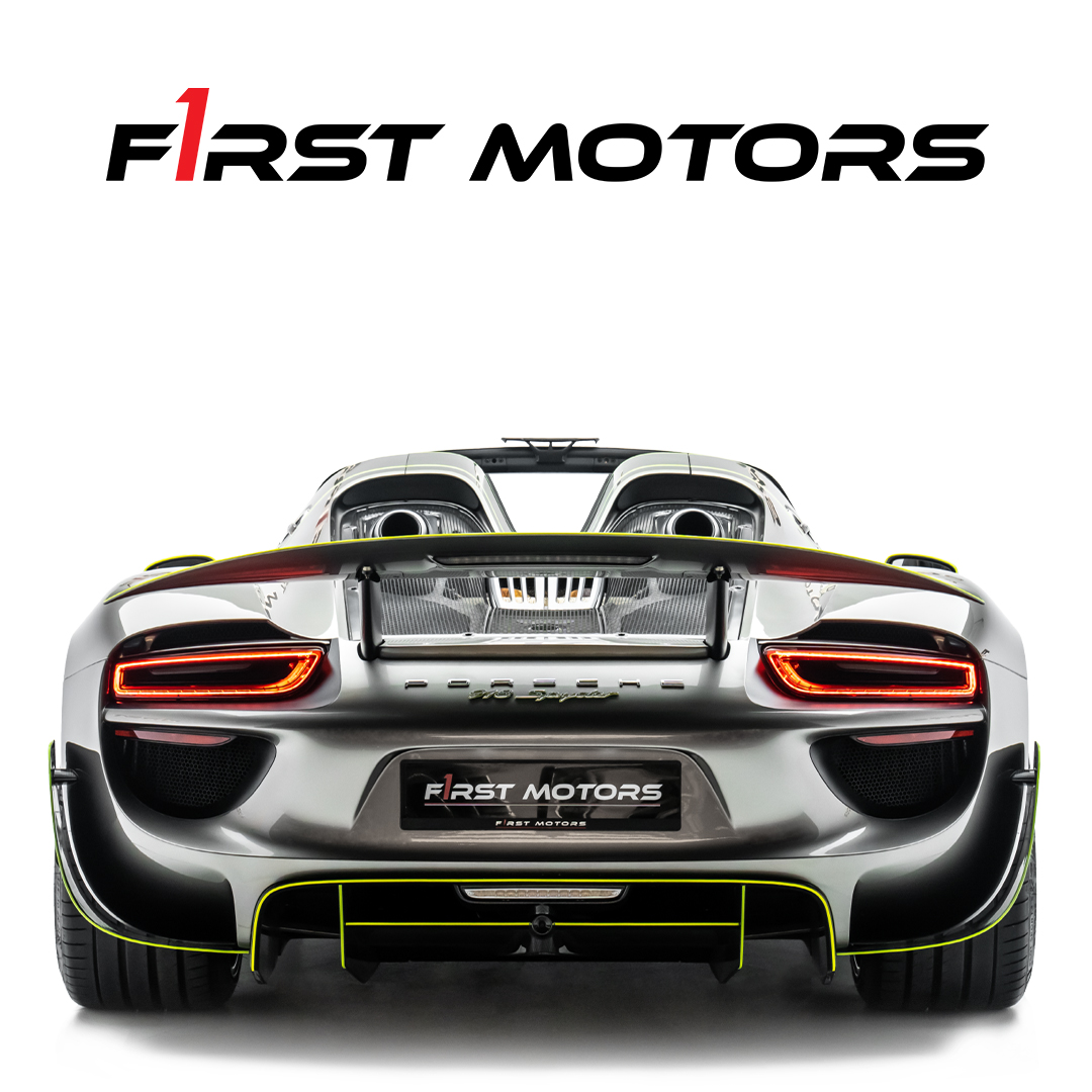 2015 PORSCHE 918 SPYDER, 5/18