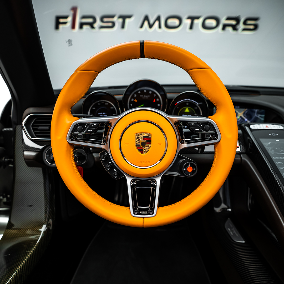 2015 PORSCHE 918 SPYDER, 9/18