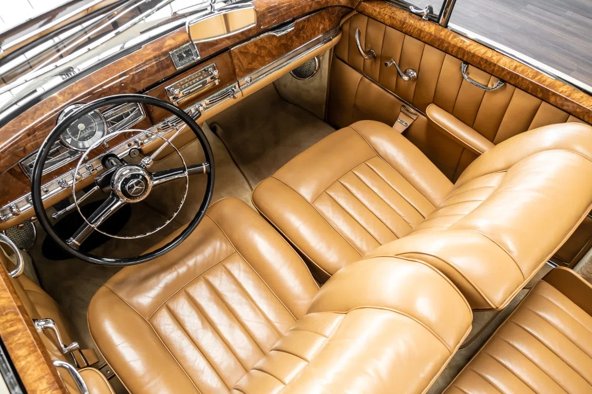 1957 Mercedes-Benz 300 SC Cabrio W188 interior