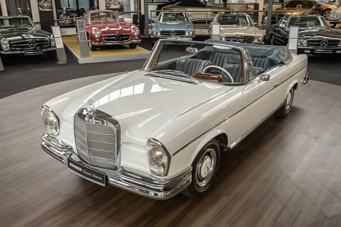 1963 Mercedes-Benz 220 SEb Cabriolet W111 for sale, exterior