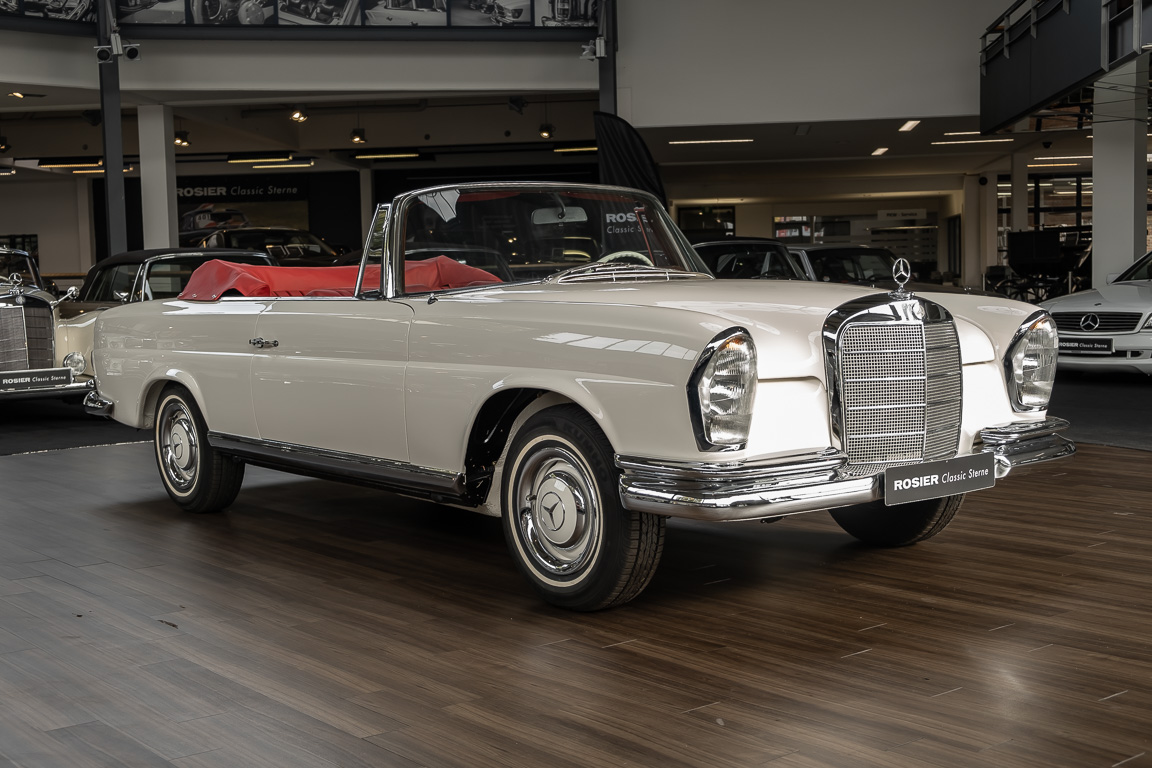 1967 Mercedes-Benz 250 SE Cabrio W111, 16/20