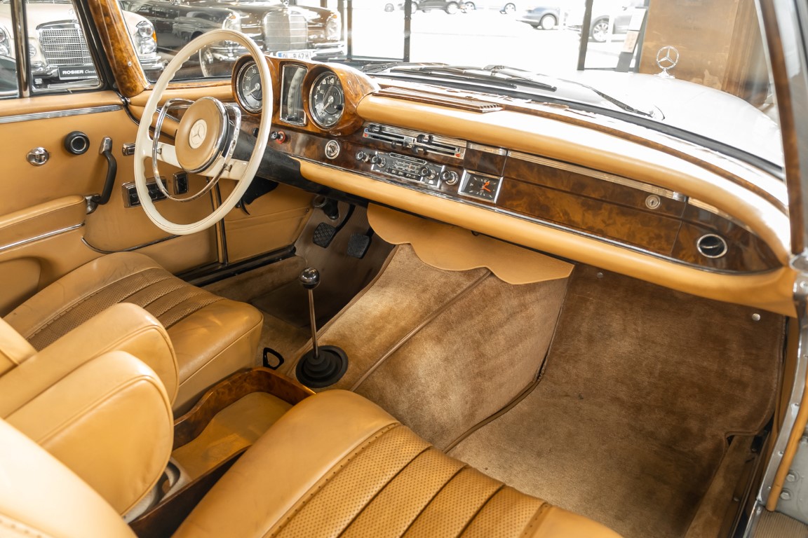 1969 Mercedes-Benz 300 SE Coupé W112, 11/20