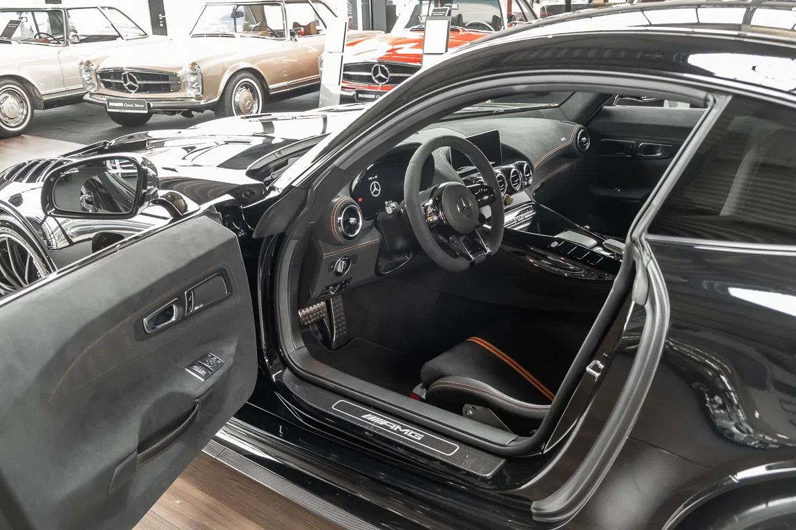 2020 Mercedes-AMG GT Black Series interior, dashboard