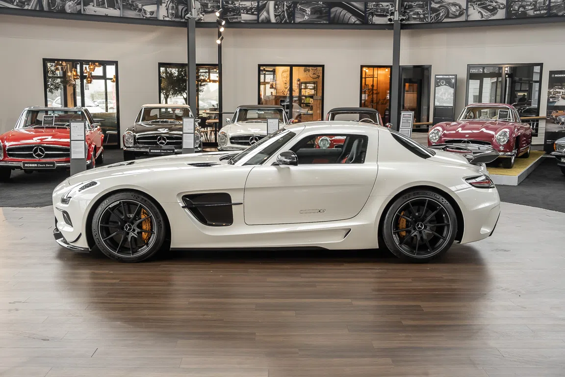 2013 Mercedes-Benz SLS AMG Black Series for sale, exterior