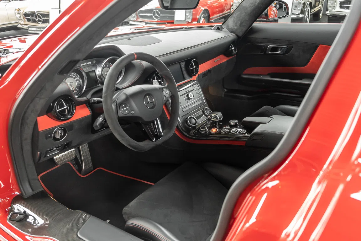 2014 Mercedes-Benz SLS AMG Black Series interior, dashboard