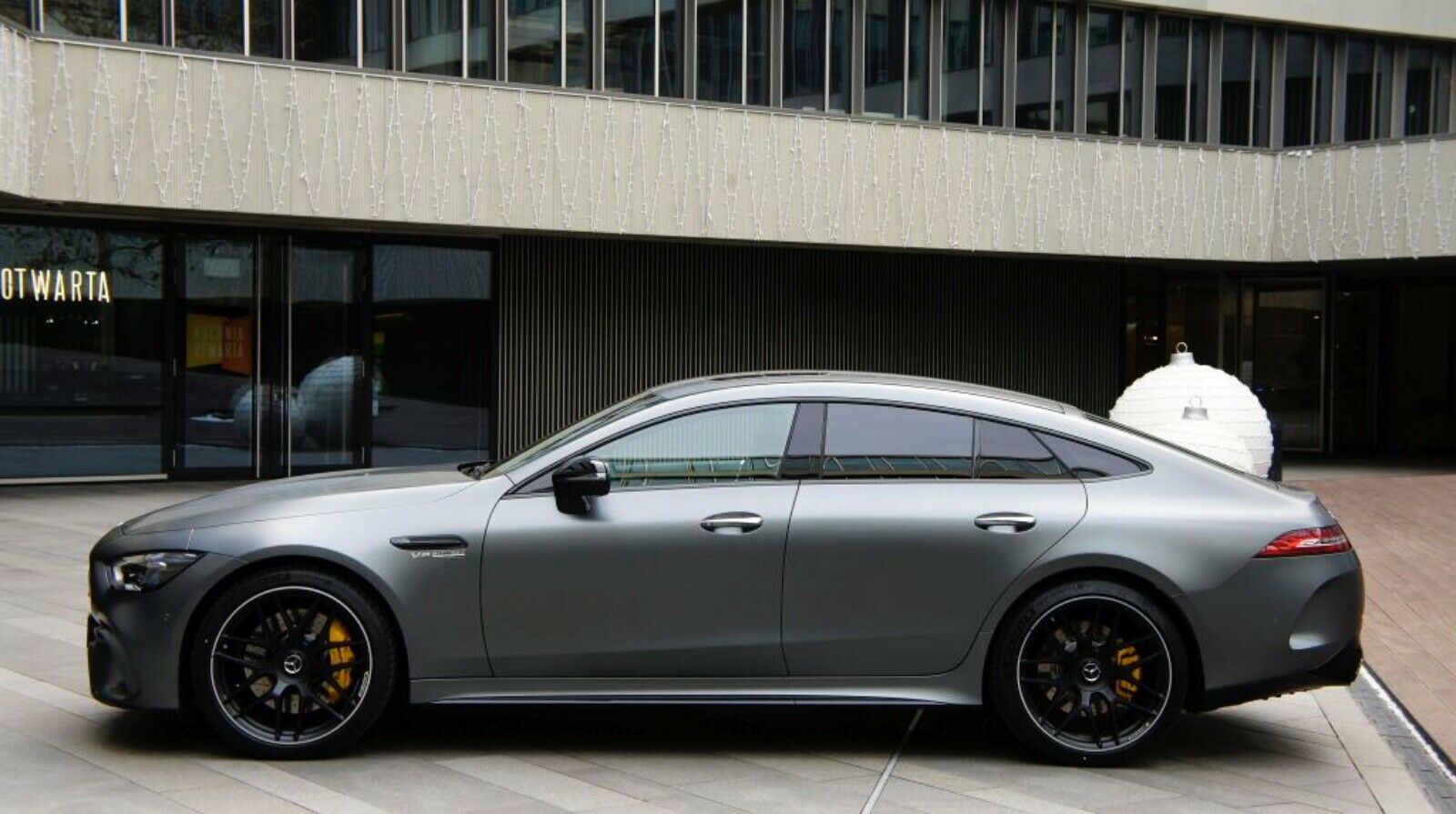2018 Mercedes-Benz  AMG GT 63 S 4Matic, 5/16
