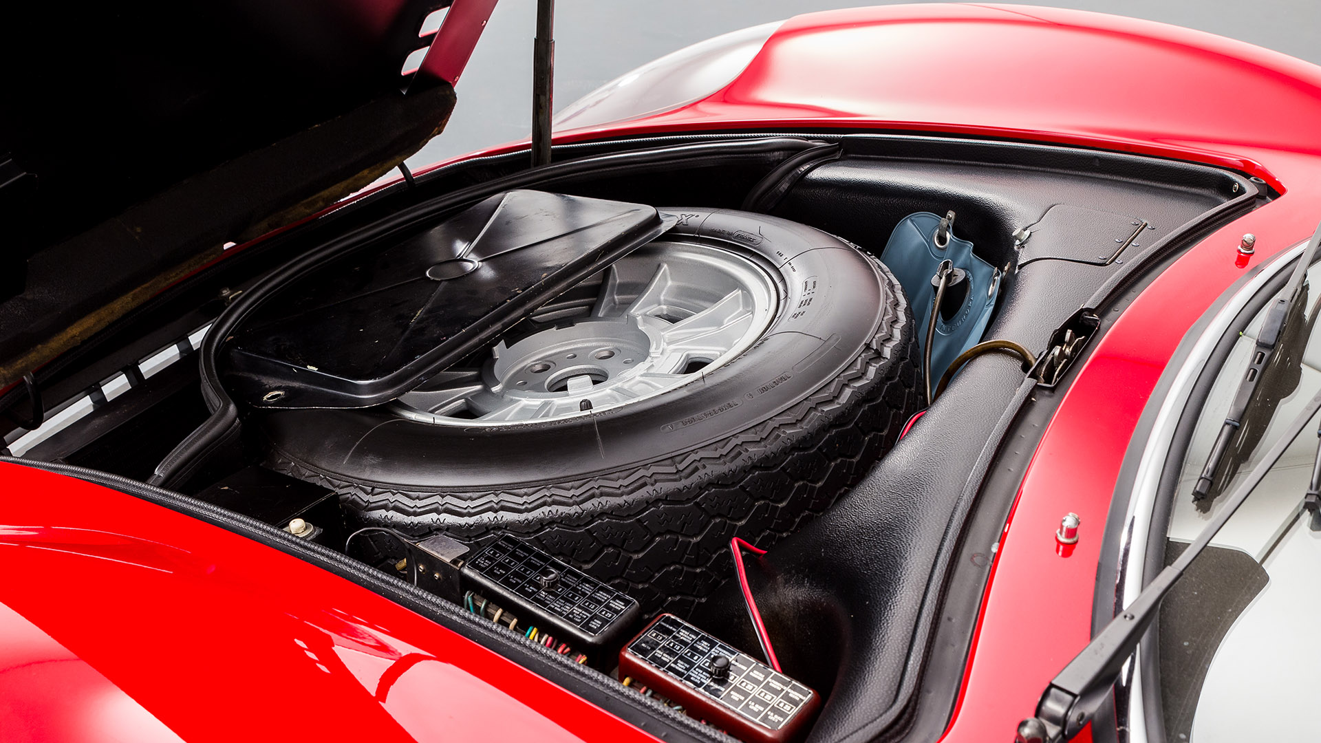1972 FERRARI DINO 246 GT, 13/19