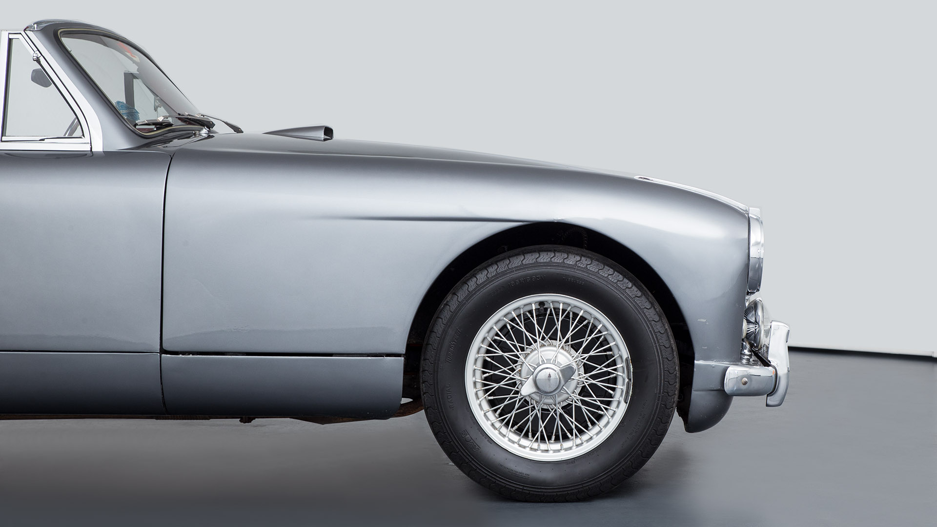 1954 ASTON MARTIN DB2/4, 13/14