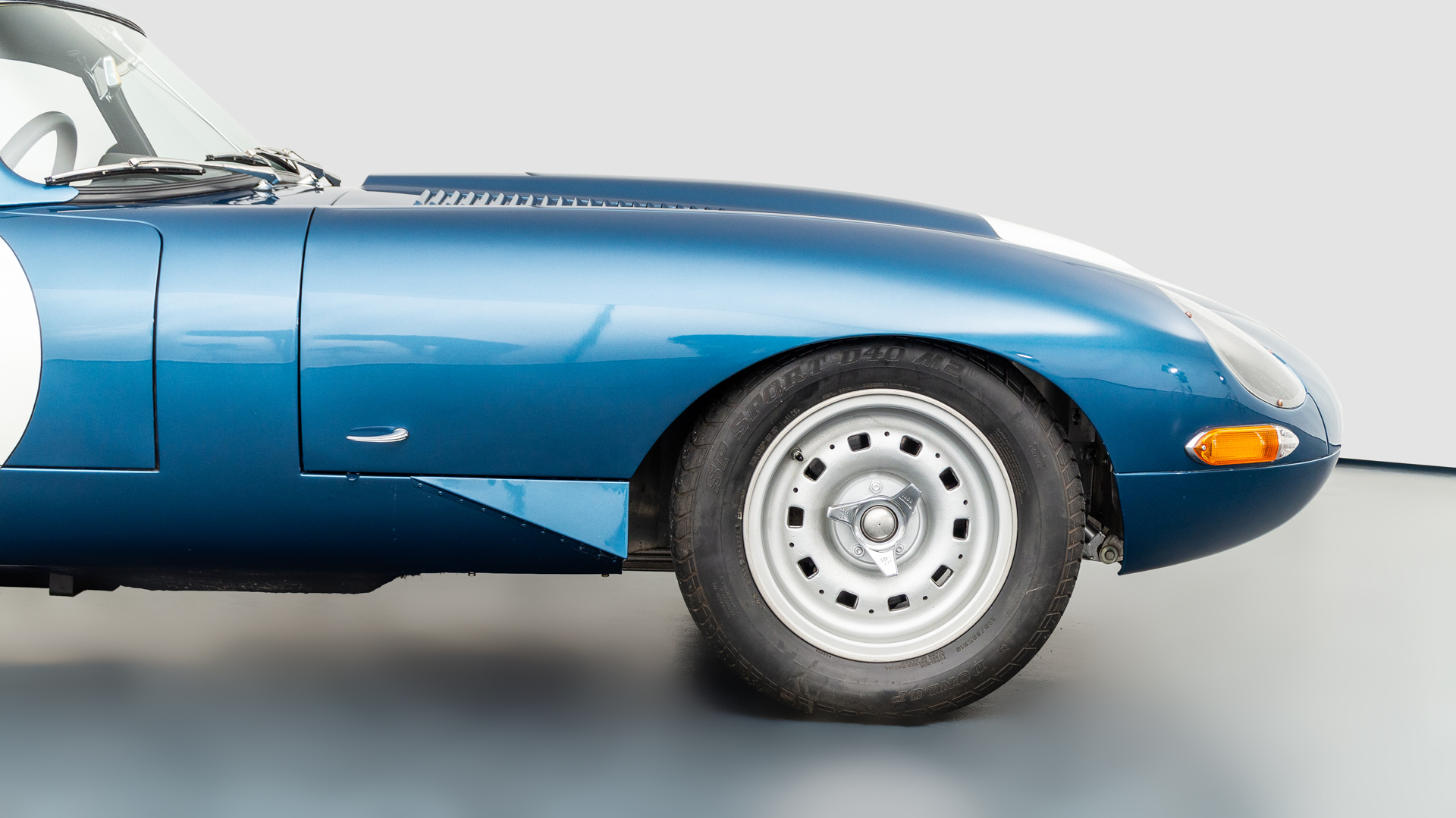 1969 JAGUAR E-TYPE, 15/18