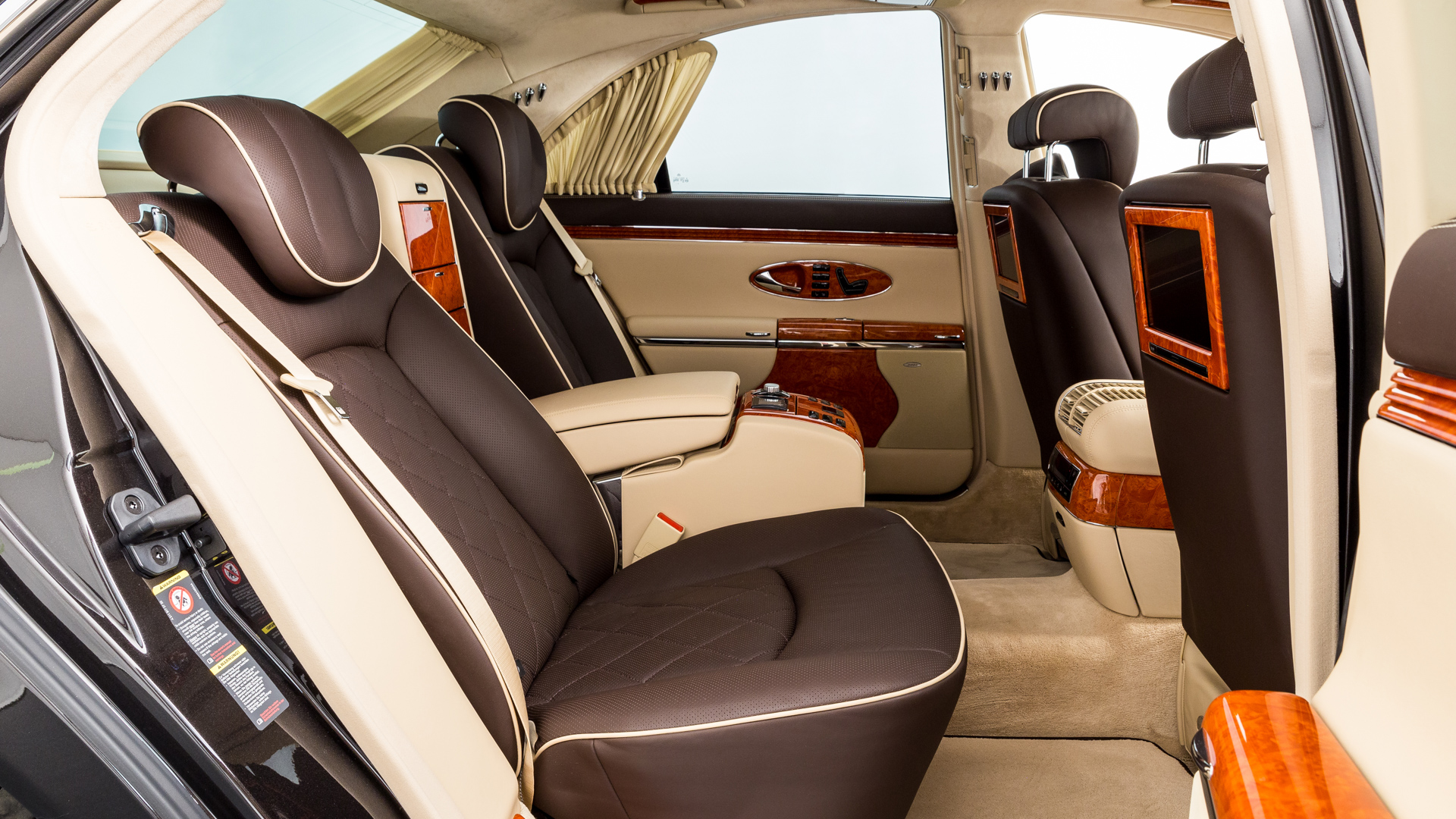 2012 MAYBACH 57 ZEPPELIN, 11/21