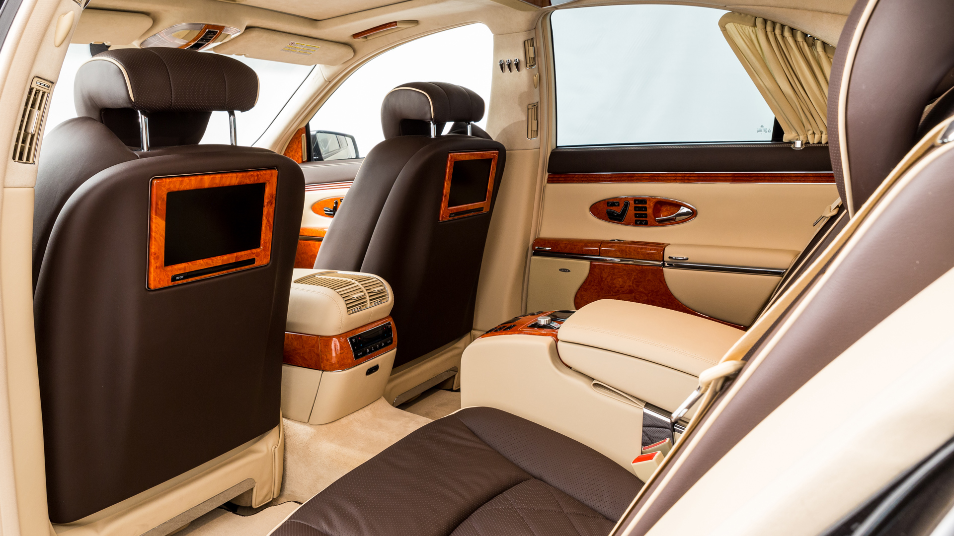 2012 MAYBACH 57 ZEPPELIN, 13/21