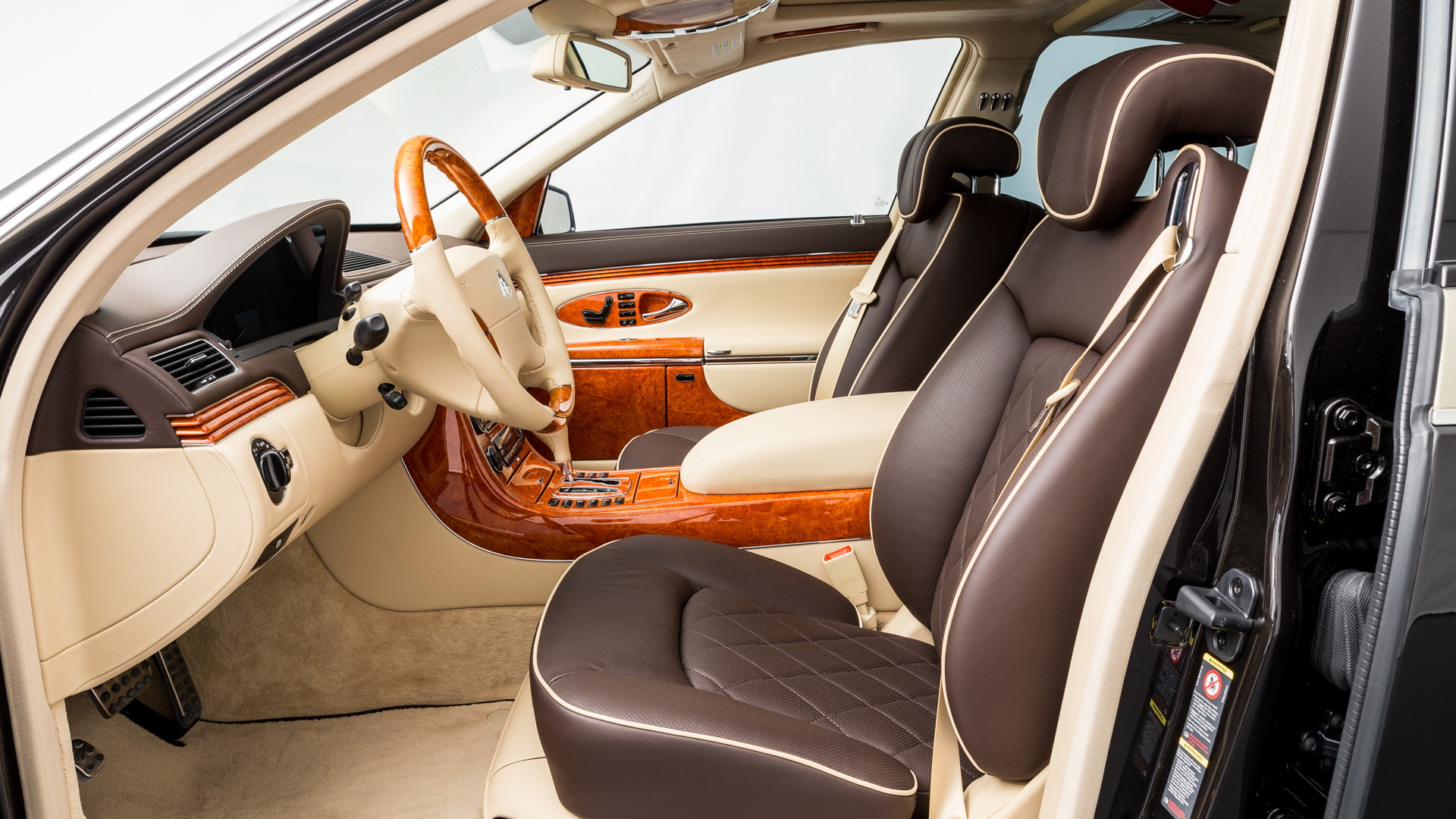 2012 MAYBACH 57 ZEPPELIN, 14/21