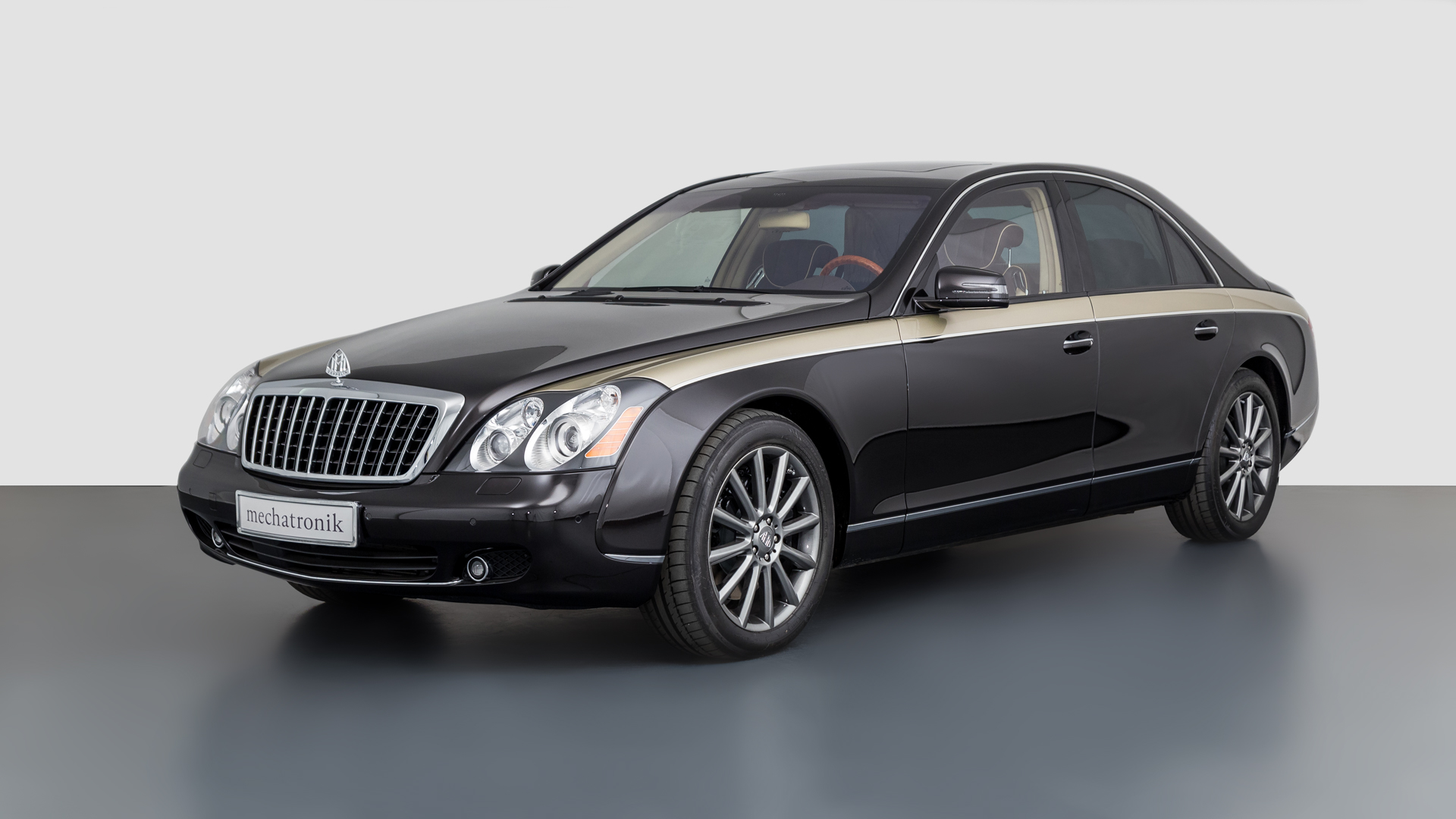 2012 MAYBACH 57 ZEPPELIN, 18/21