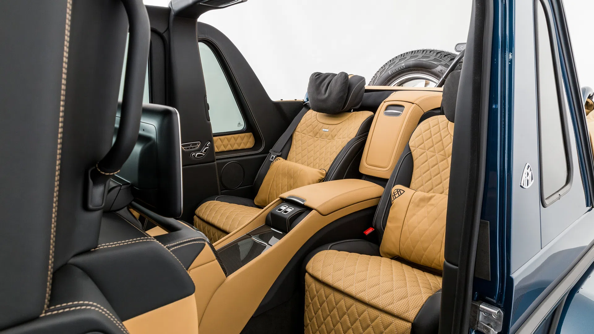 2018 Mercedes-Maybach G650 Landaulet interior, seats, Leather exclusive brown