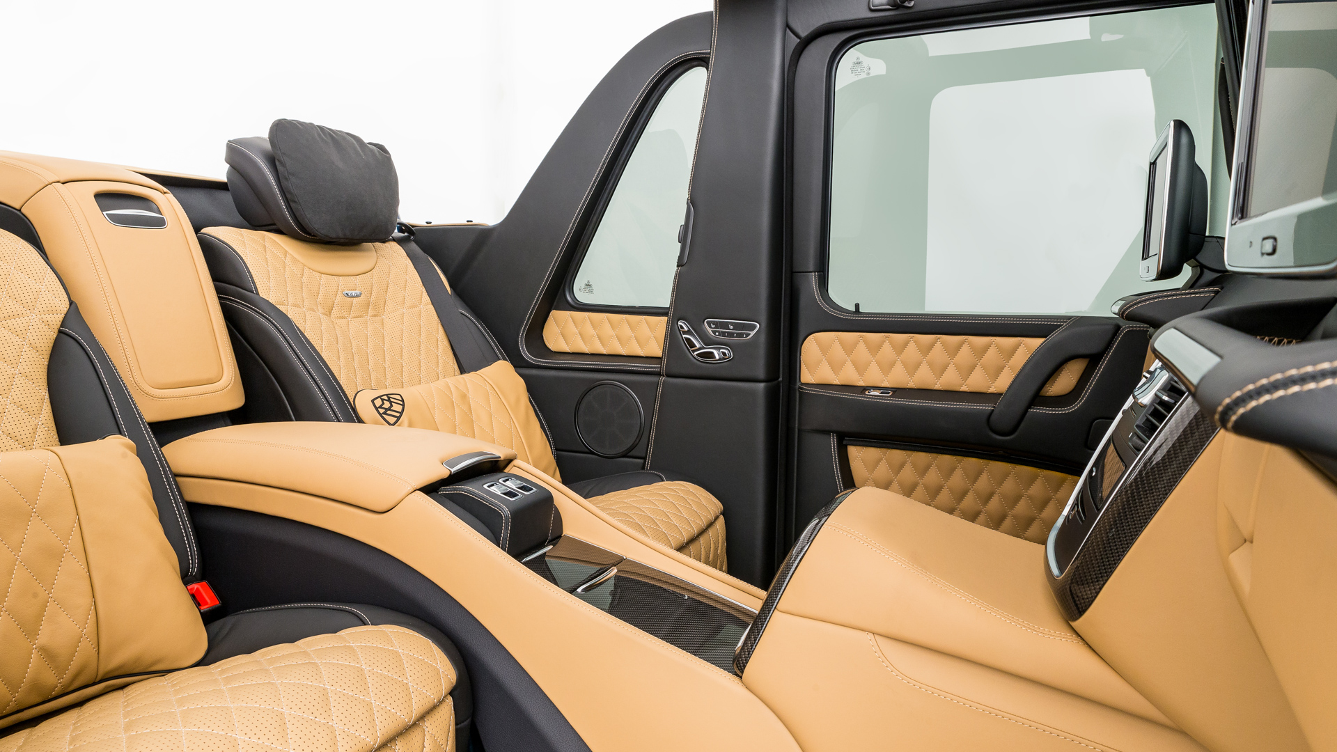 2018 MERCEDES-MAYBACH G650 LANDAULET, 12/24