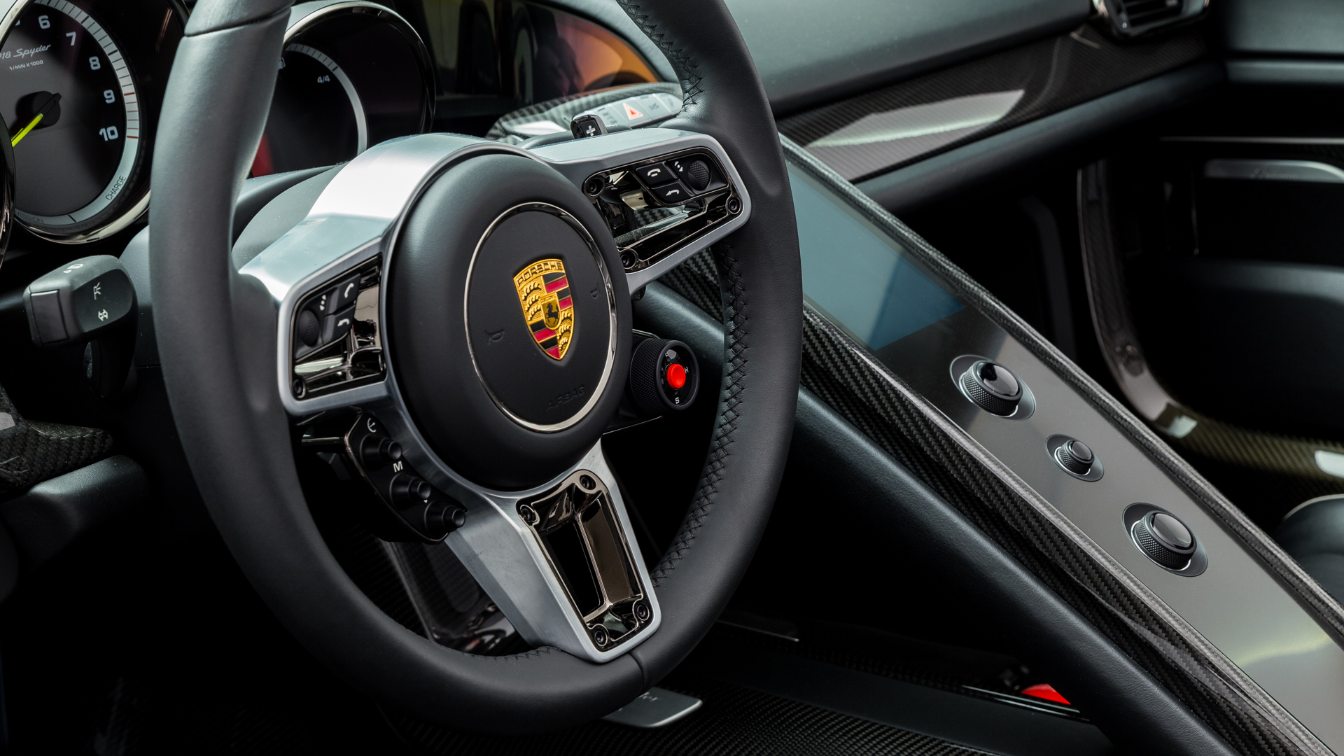 2015 PORSCHE 918 SPYDER, 6/16