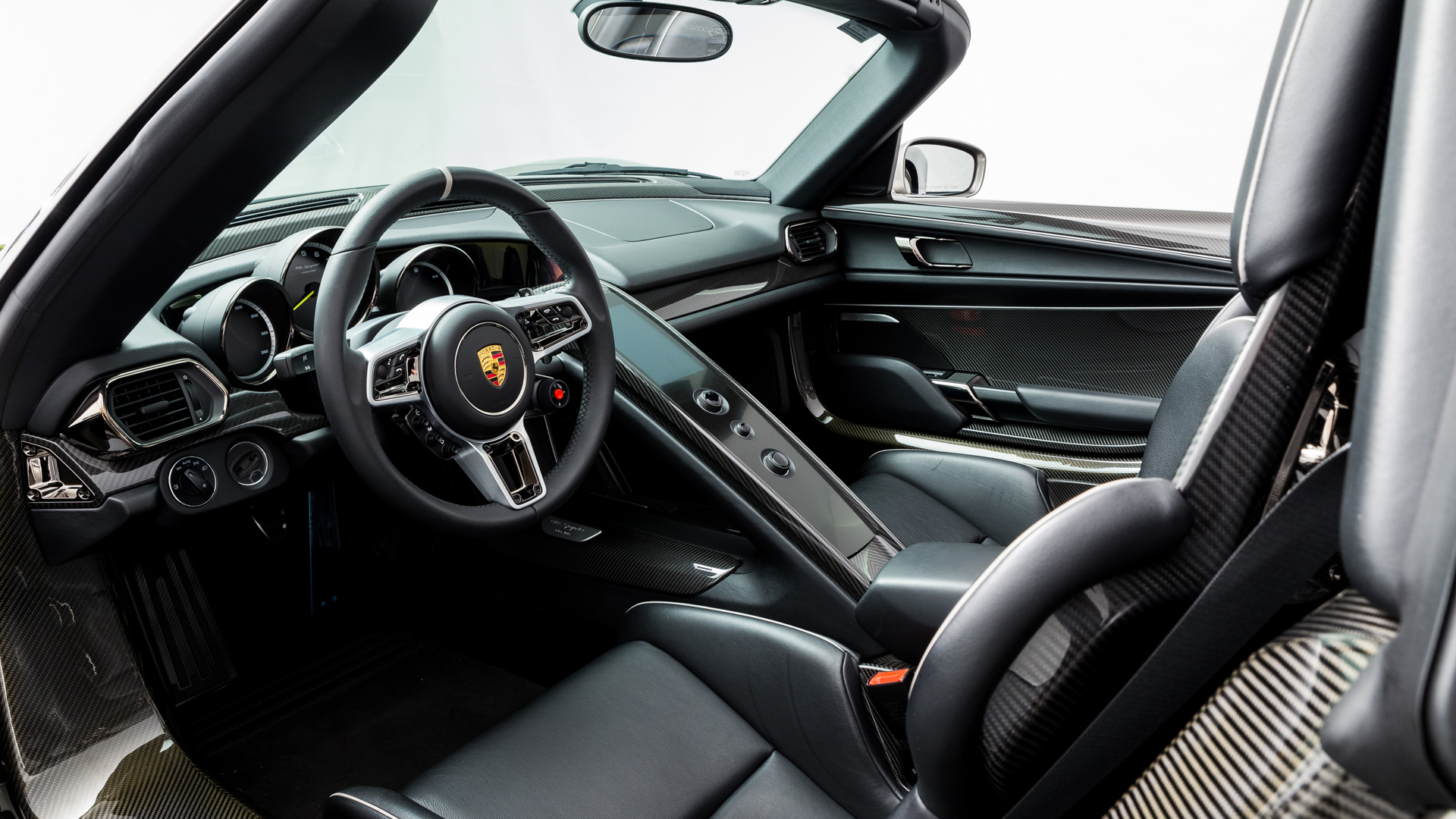 2015 PORSCHE 918 SPYDER, 10/16