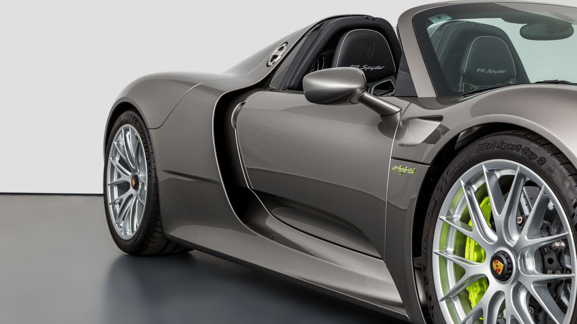 2015 PORSCHE 918 SPYDER, 11/16