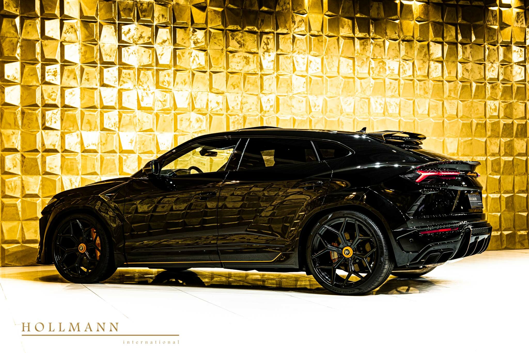 2023 Lamborghini Urus NOVITEC, 18/20
