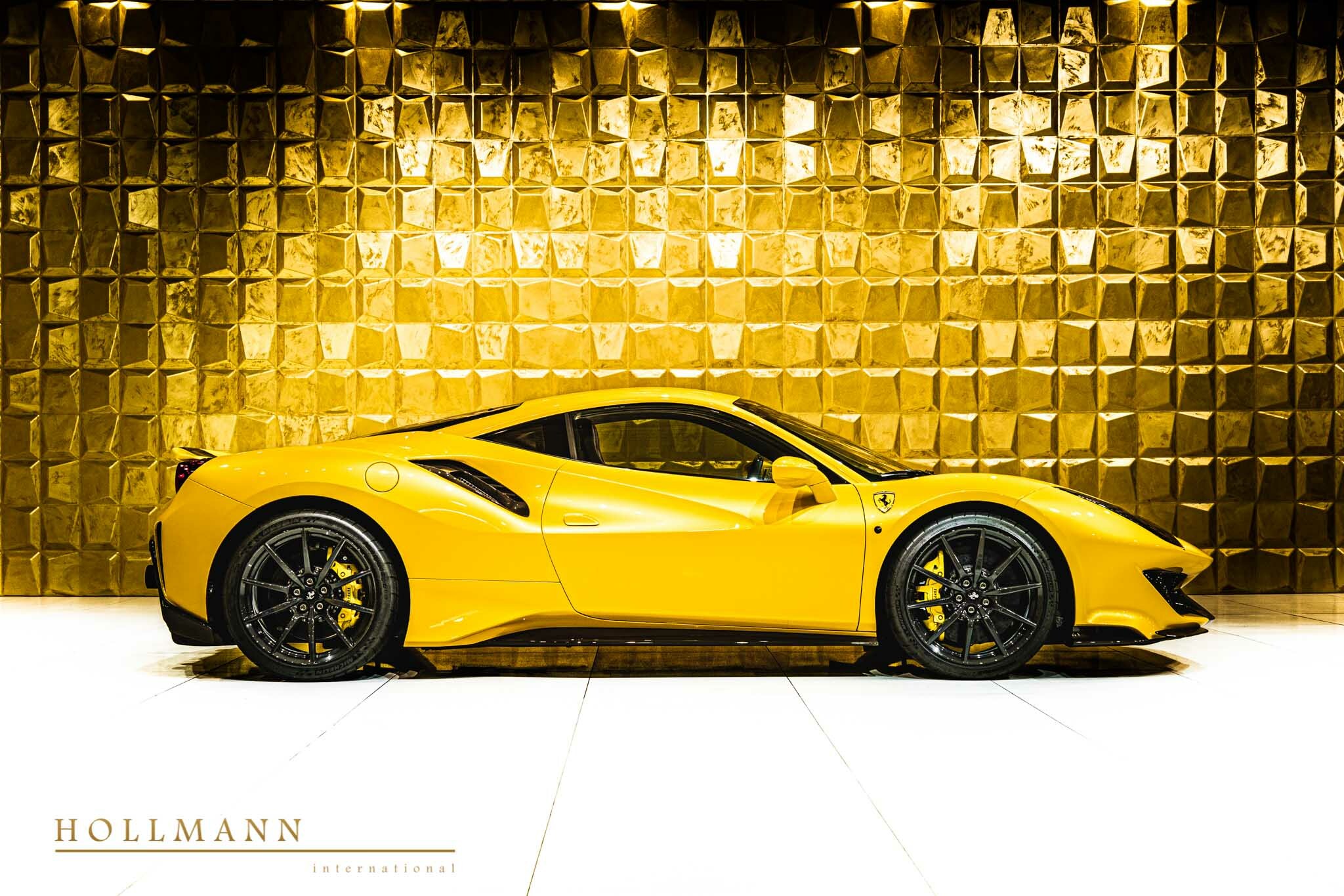 2019 Ferrari 488 Pista, 14/15