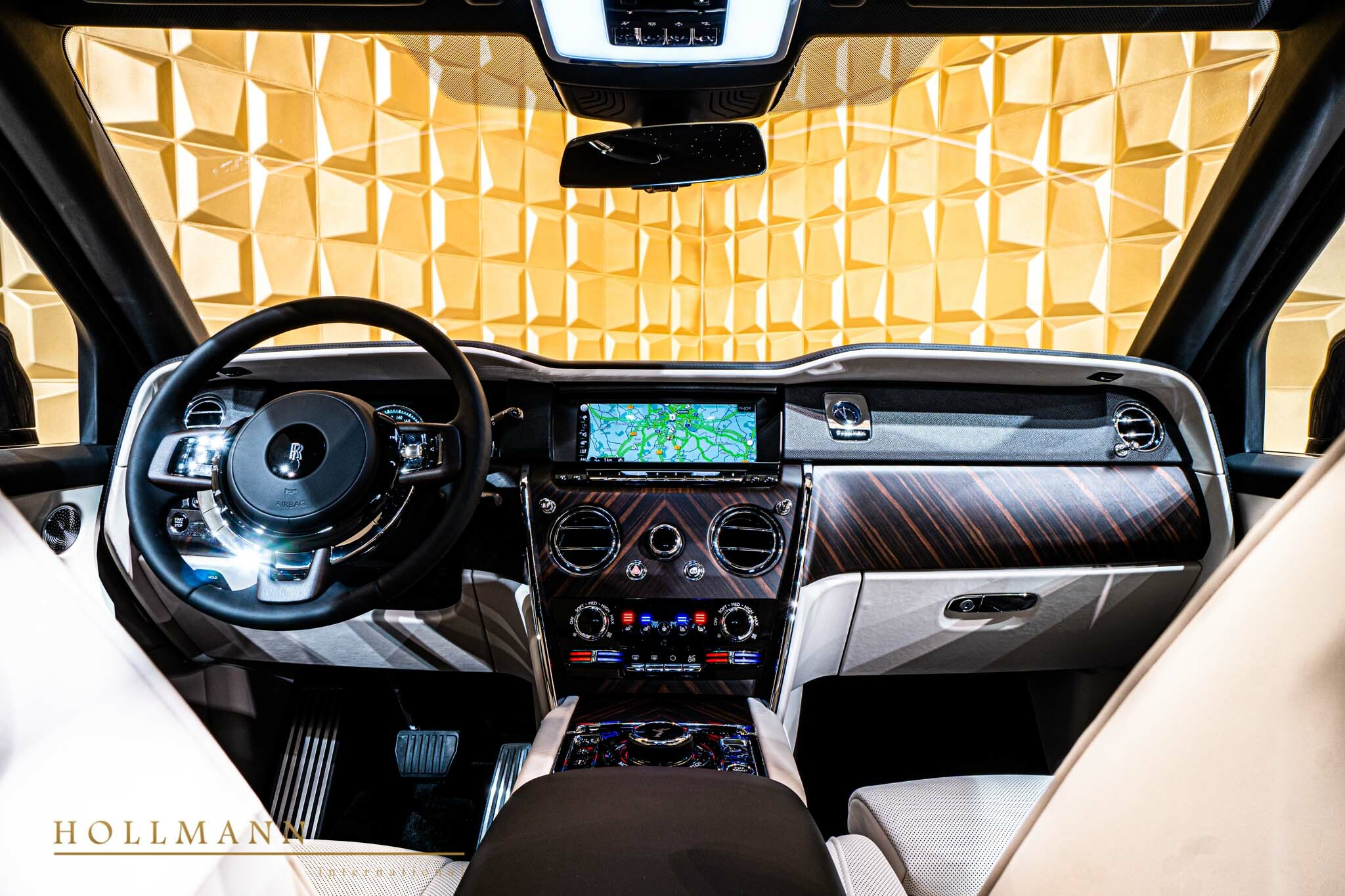 2023 Rolls-Royce Cullinan, 5/30