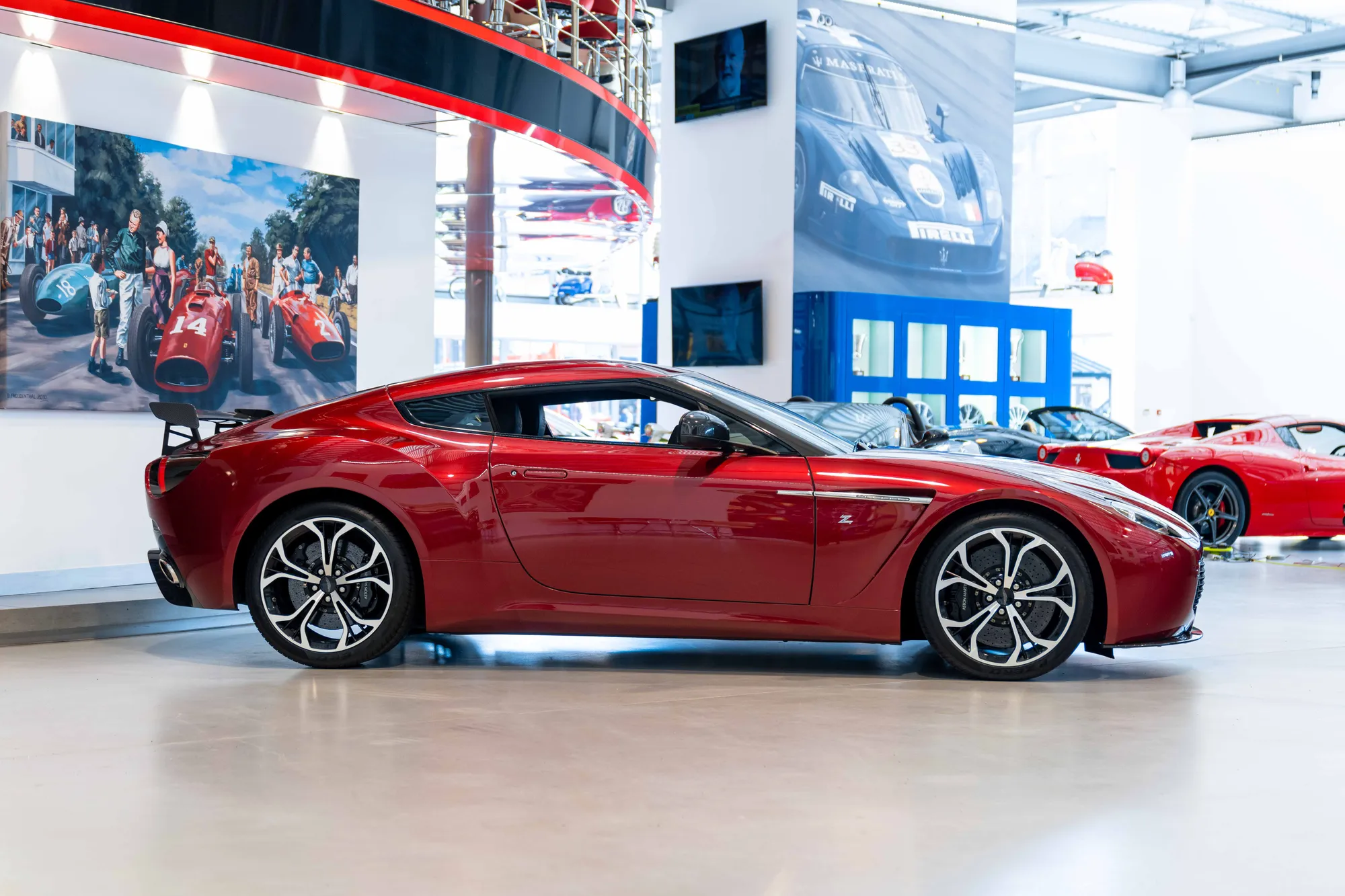 2013 ASTON MARTIN V12 VANTAGE ZAGATO RHD, 2/13