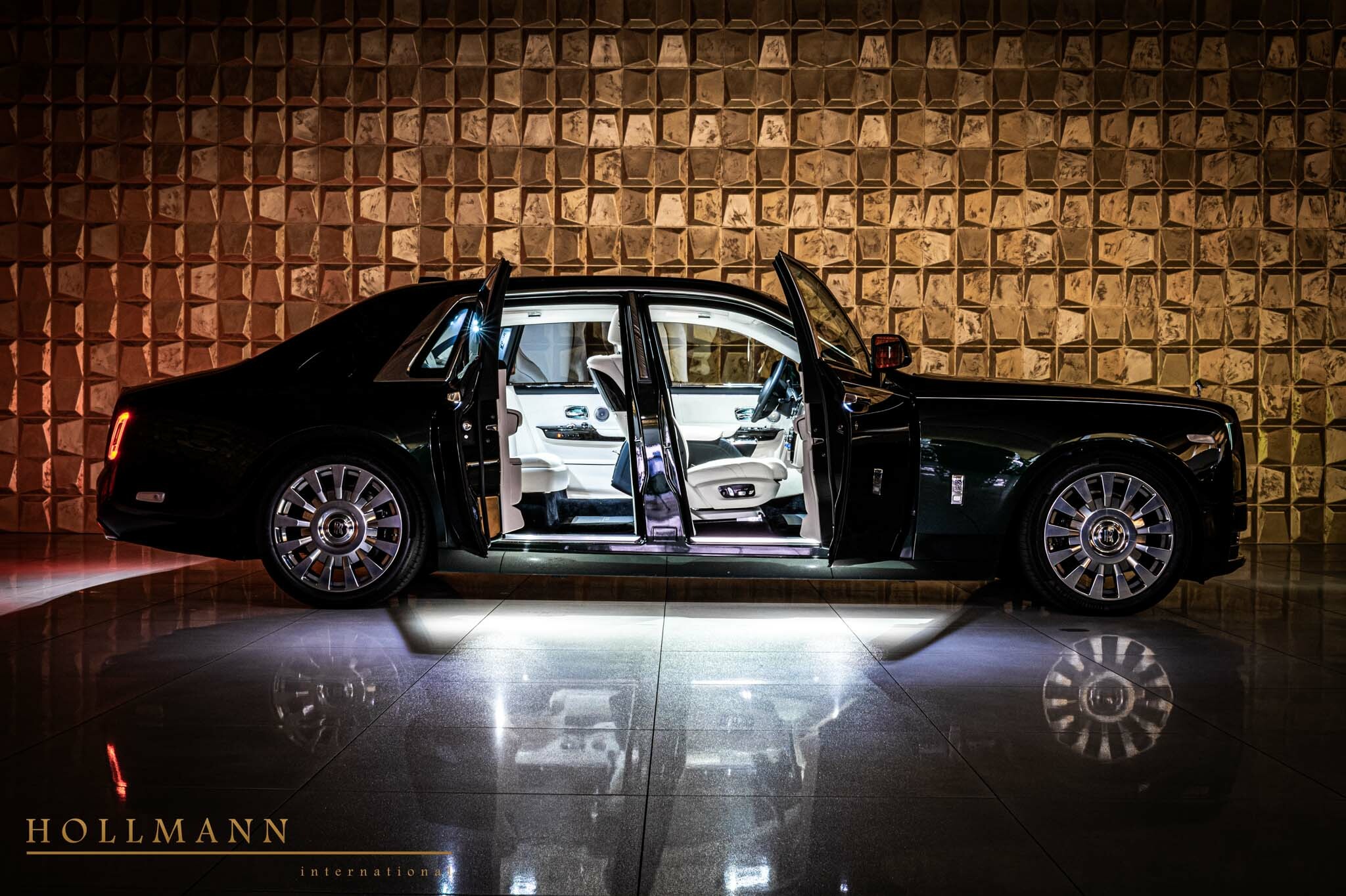 2023 Rolls-Royce Phantom, 6/20
