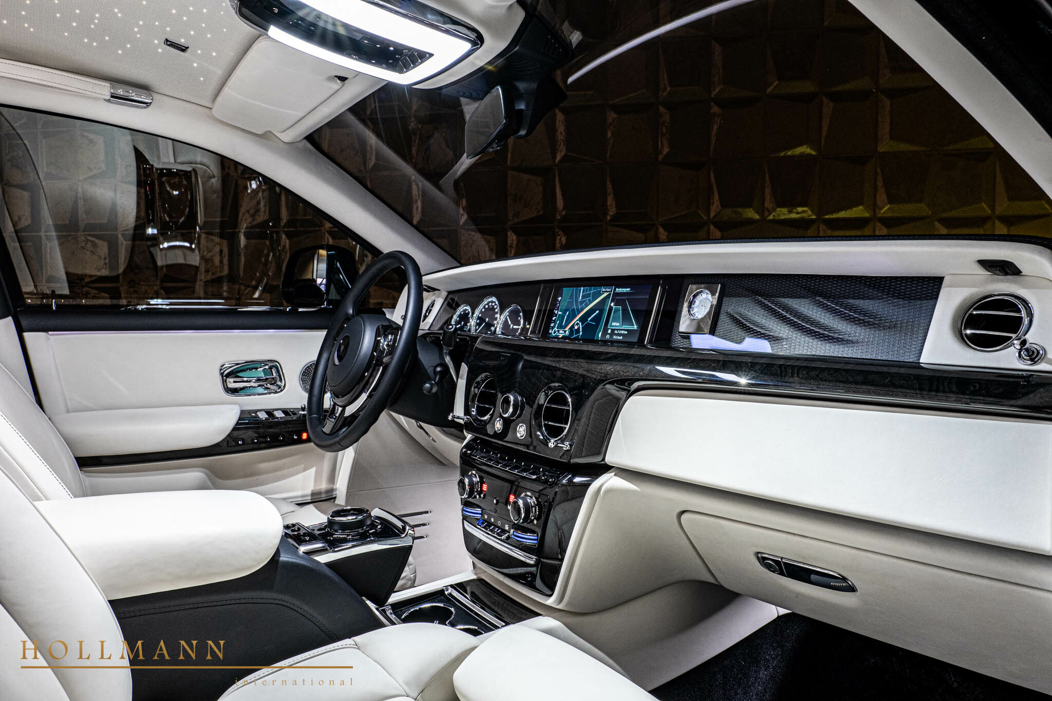 2023 Rolls-Royce Phantom, 8/20