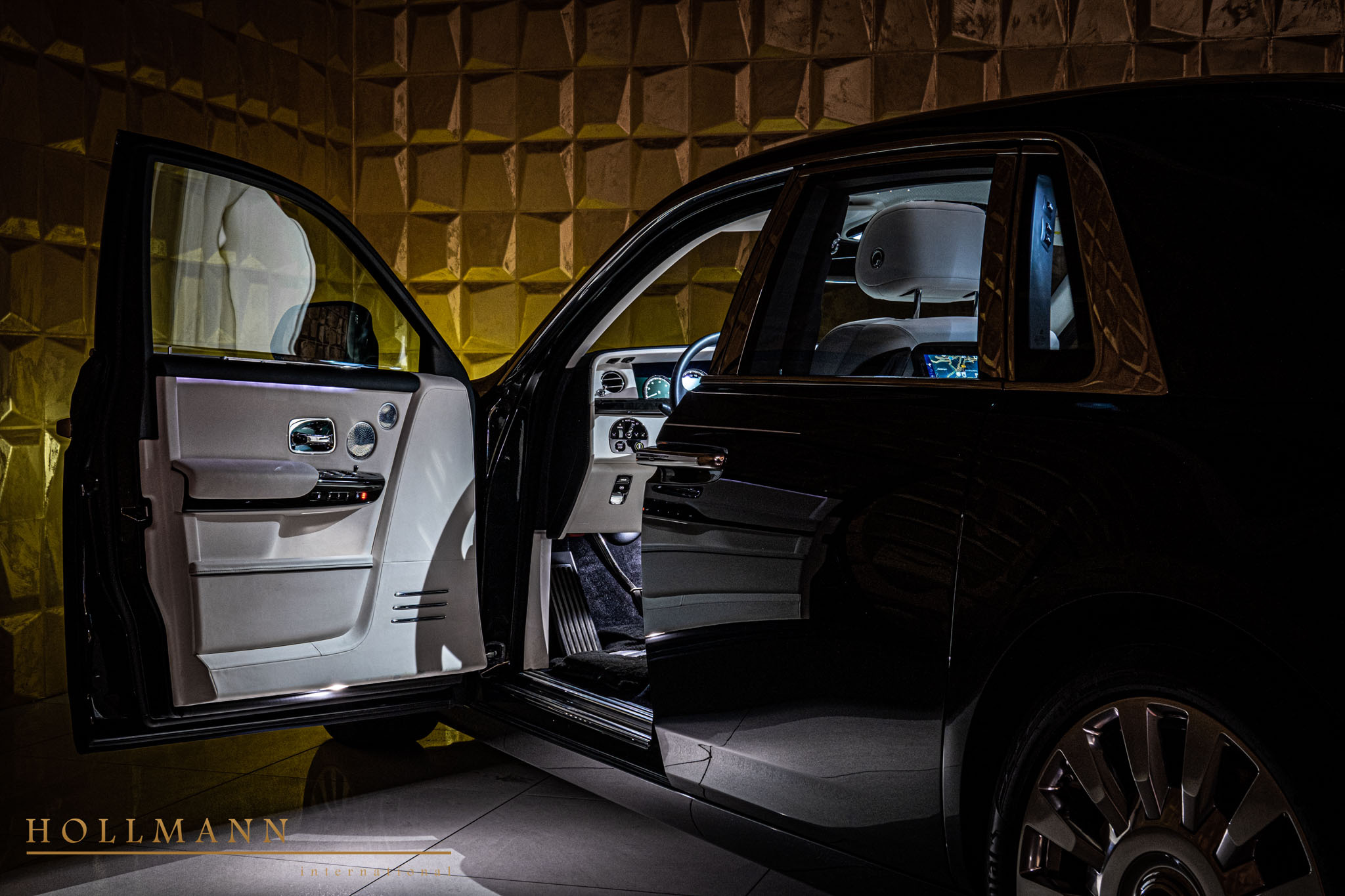 2023 Rolls-Royce Phantom, 13/20