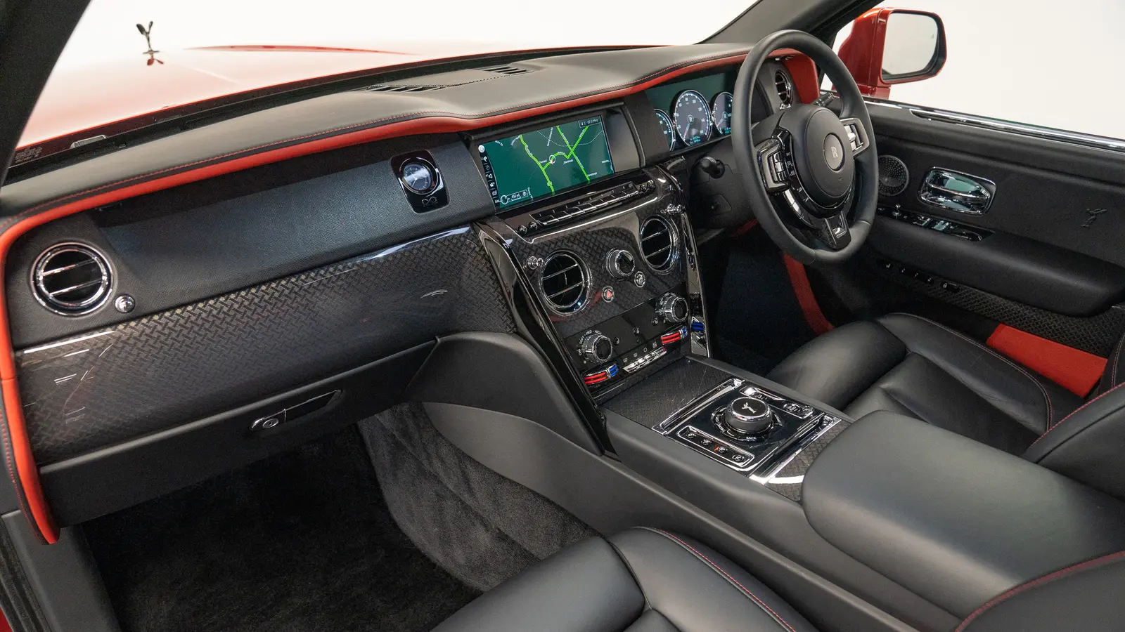 2021 Rolls-Royce Cullinan Black Badge, 6/12