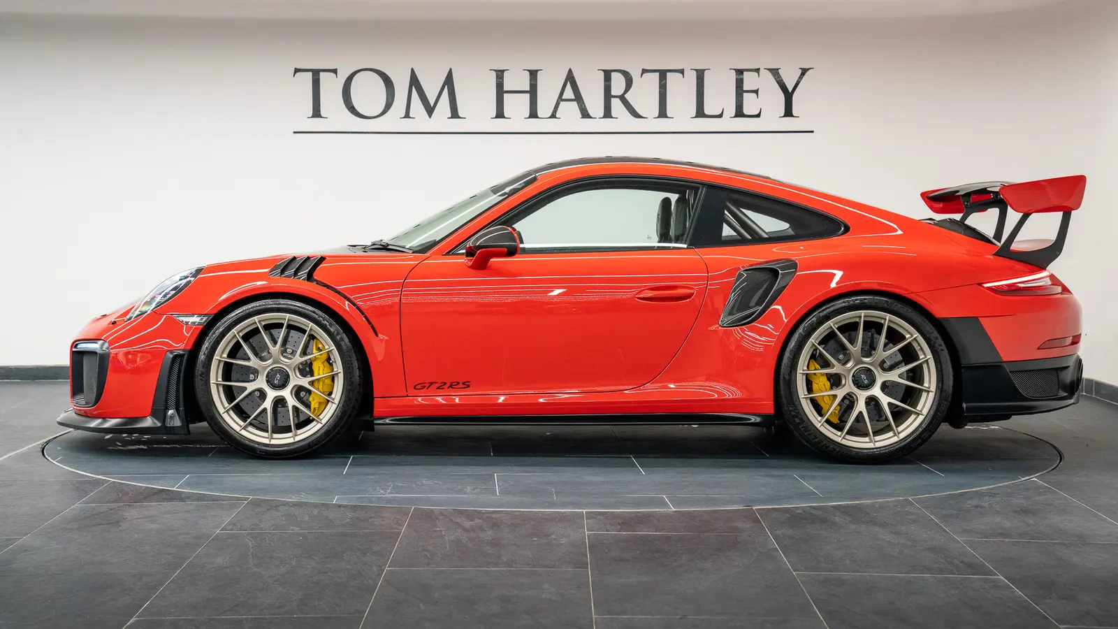 2018 Porsche 911 GT2 RS Weissach, 3/12